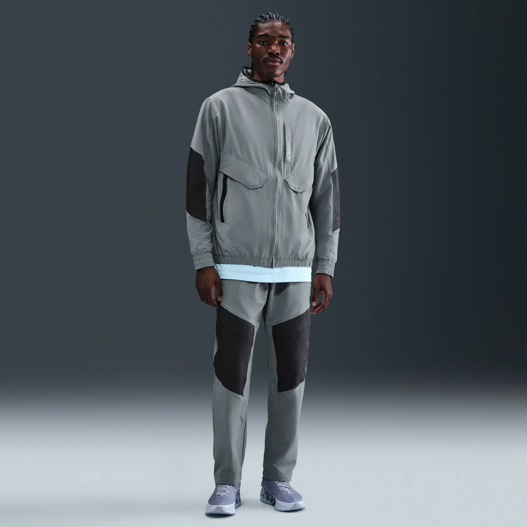 Nike Air Max Men's Woven Cargo Trousers - Grey - Nylon/Elastane