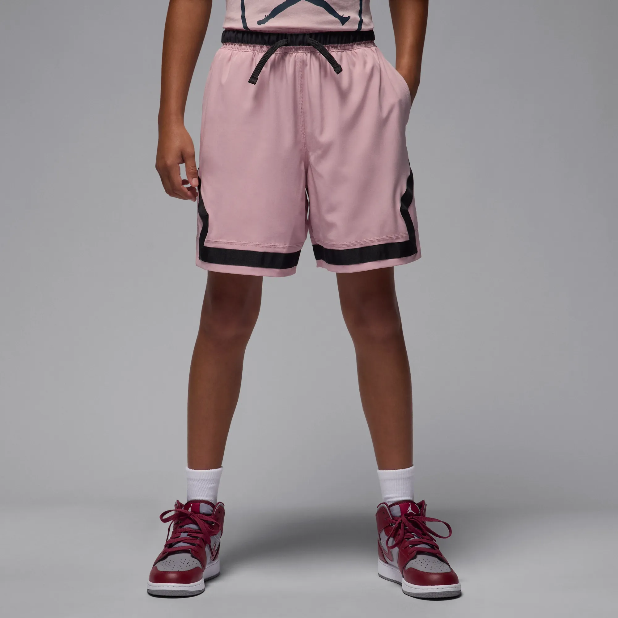 Nike Jordan Paris Saint-Germain Older Kids' Dri-FIT Diamond Shorts - Pink - Polyester/Elastane