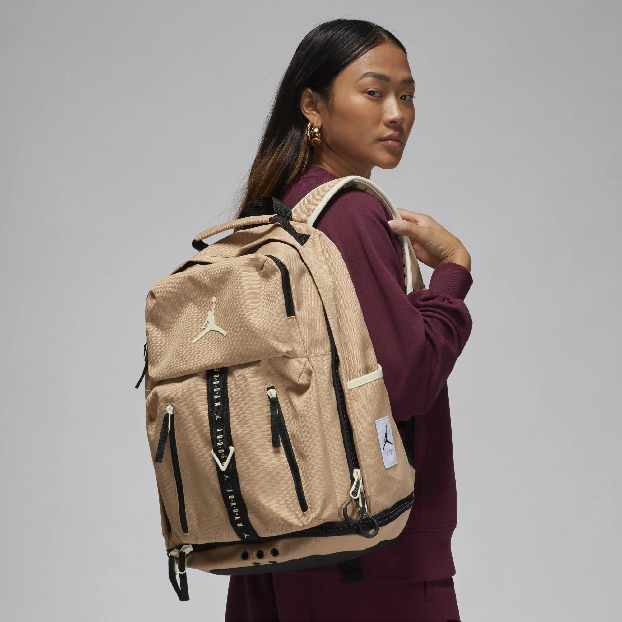 Nike Jordan Sport Backpack Backpack (35L) - Brown - Polyester | FJ6807-205 | FOOTY.COM Nike Jordan Sport Backpack Backpack (35L) - Brown - Polyester | FJ6807-205 | FOOTY.COM
