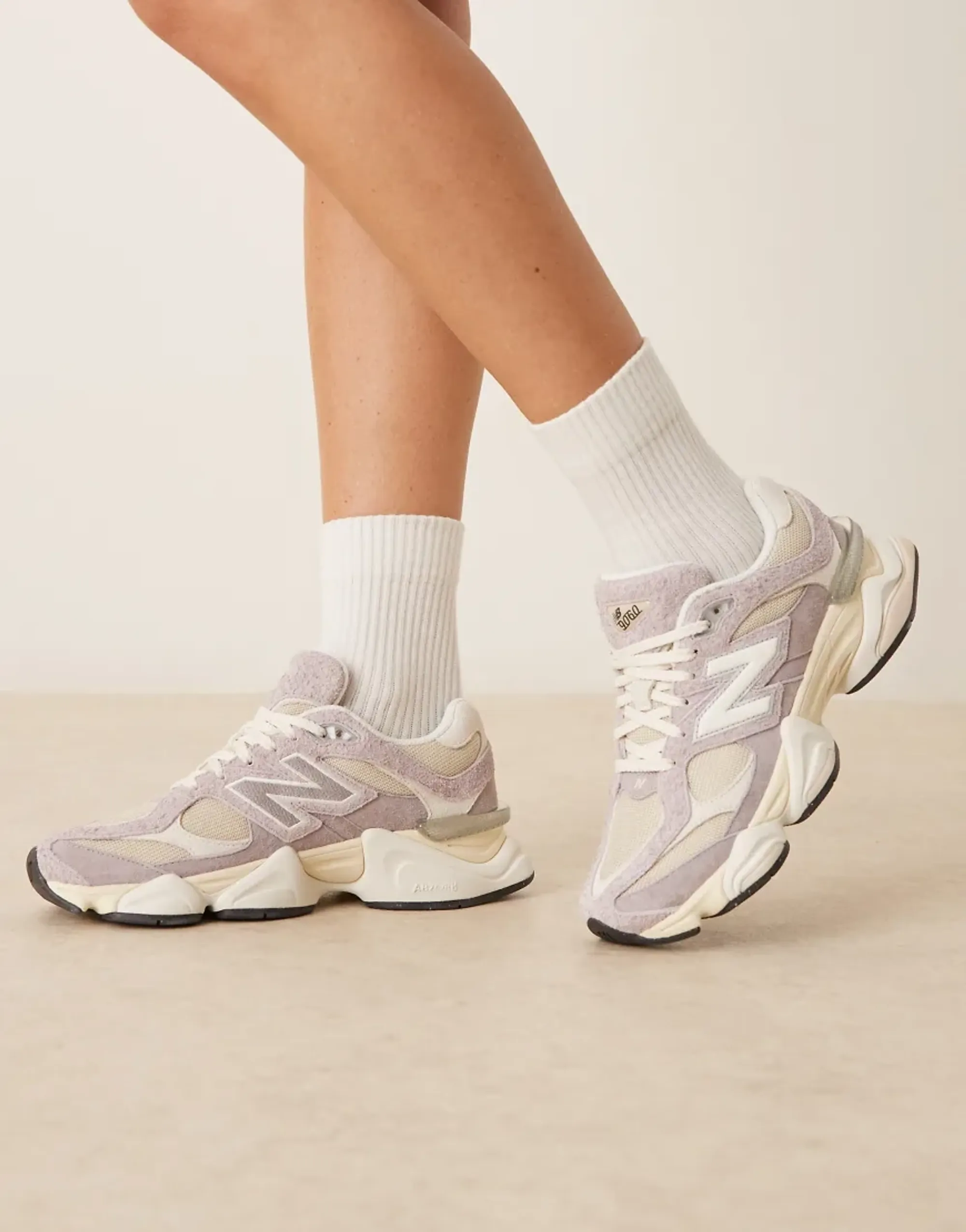 New Balance Unisex 9060 in Grey Suede/Mesh