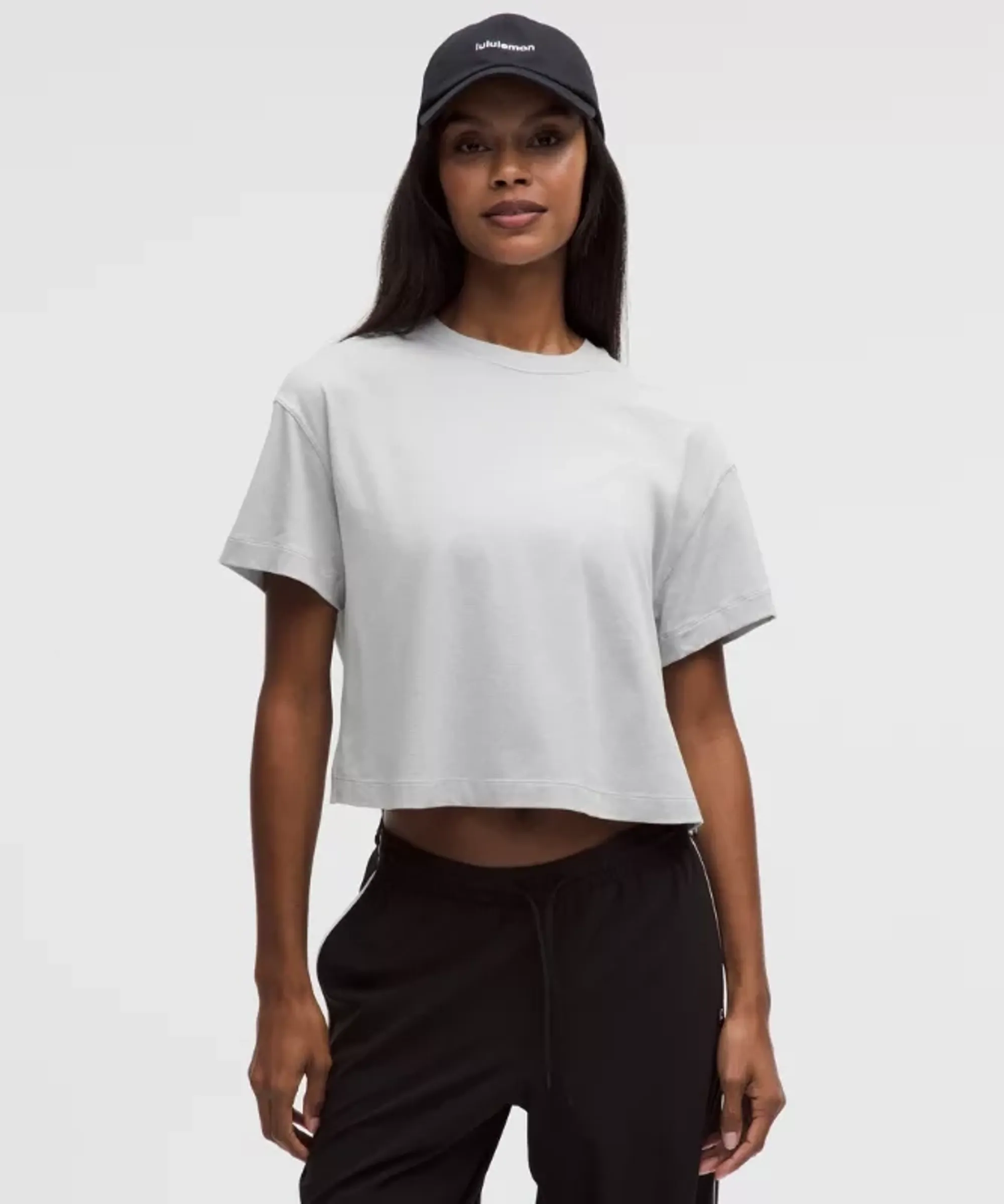 lululemon – Women's Softy Suedey Relaxed Short-Sleeve Shirt – Color White/Grey – Size Large