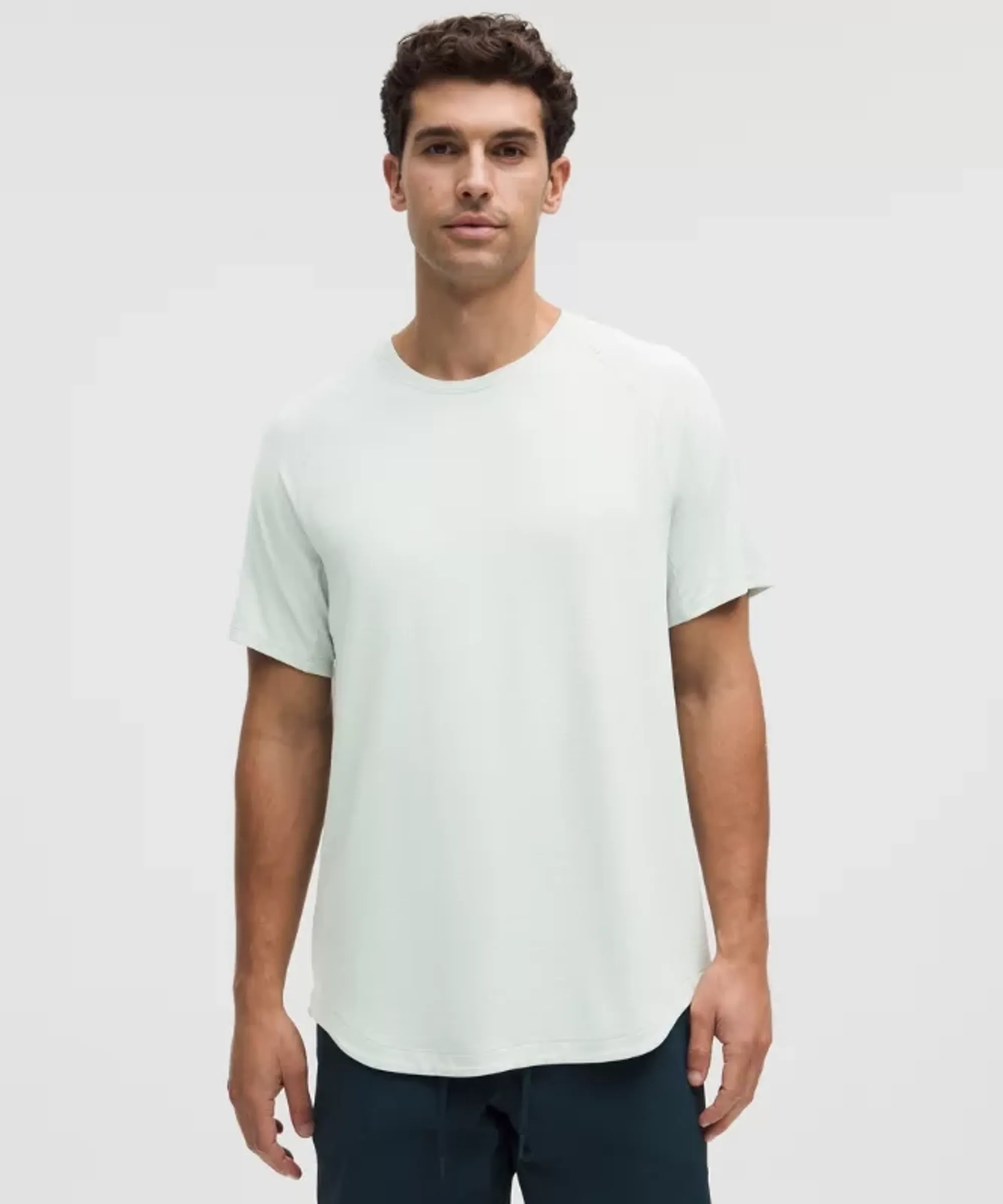 lululemon – Men's License to Train Short-Sleeve Shirt – Color Green – Size Large