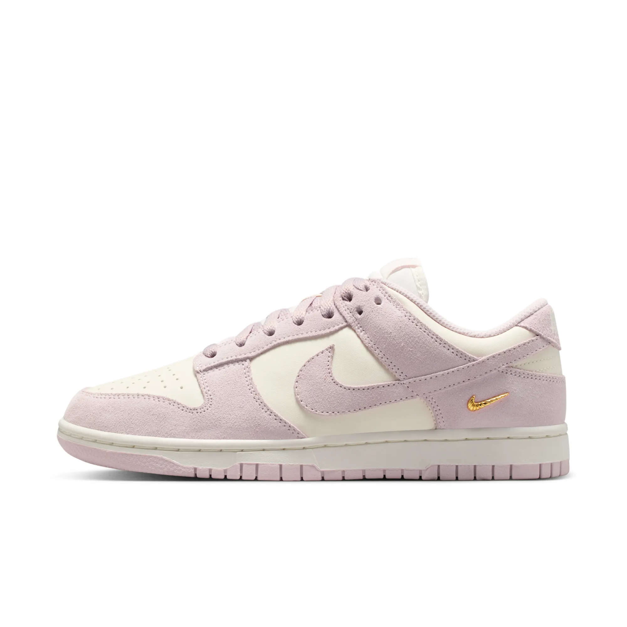 Nike Dunk Low Suede Women's Shoes - White