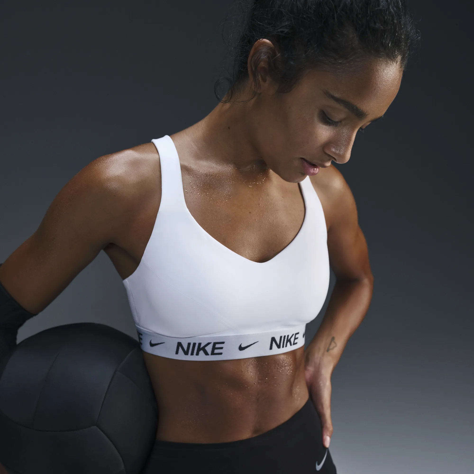Nike Indy High-Support Women's Padded Adjustable Sports Bra - White - Polyester/Elastane