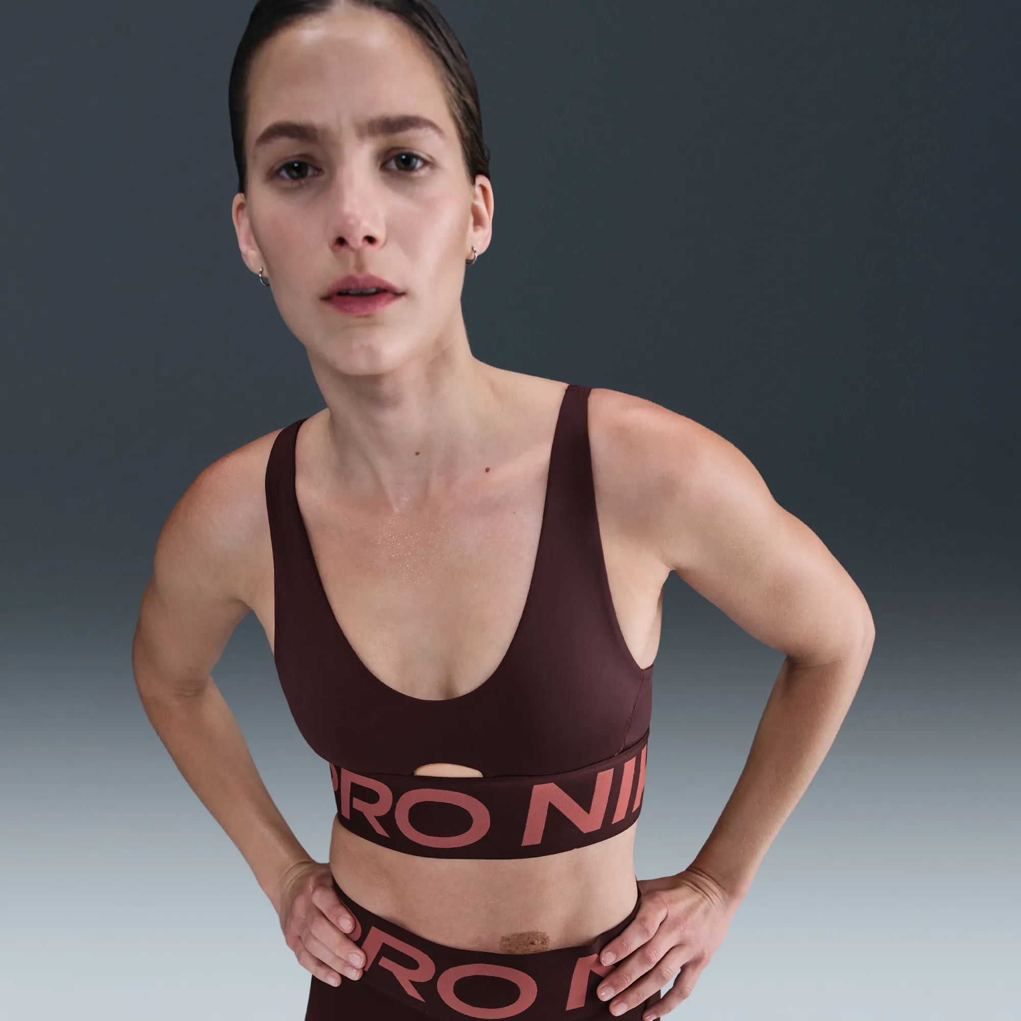 Nike Pro Indy Plunge Women's Medium-Support Padded Sports Bra - Red - Polyester/Elastane