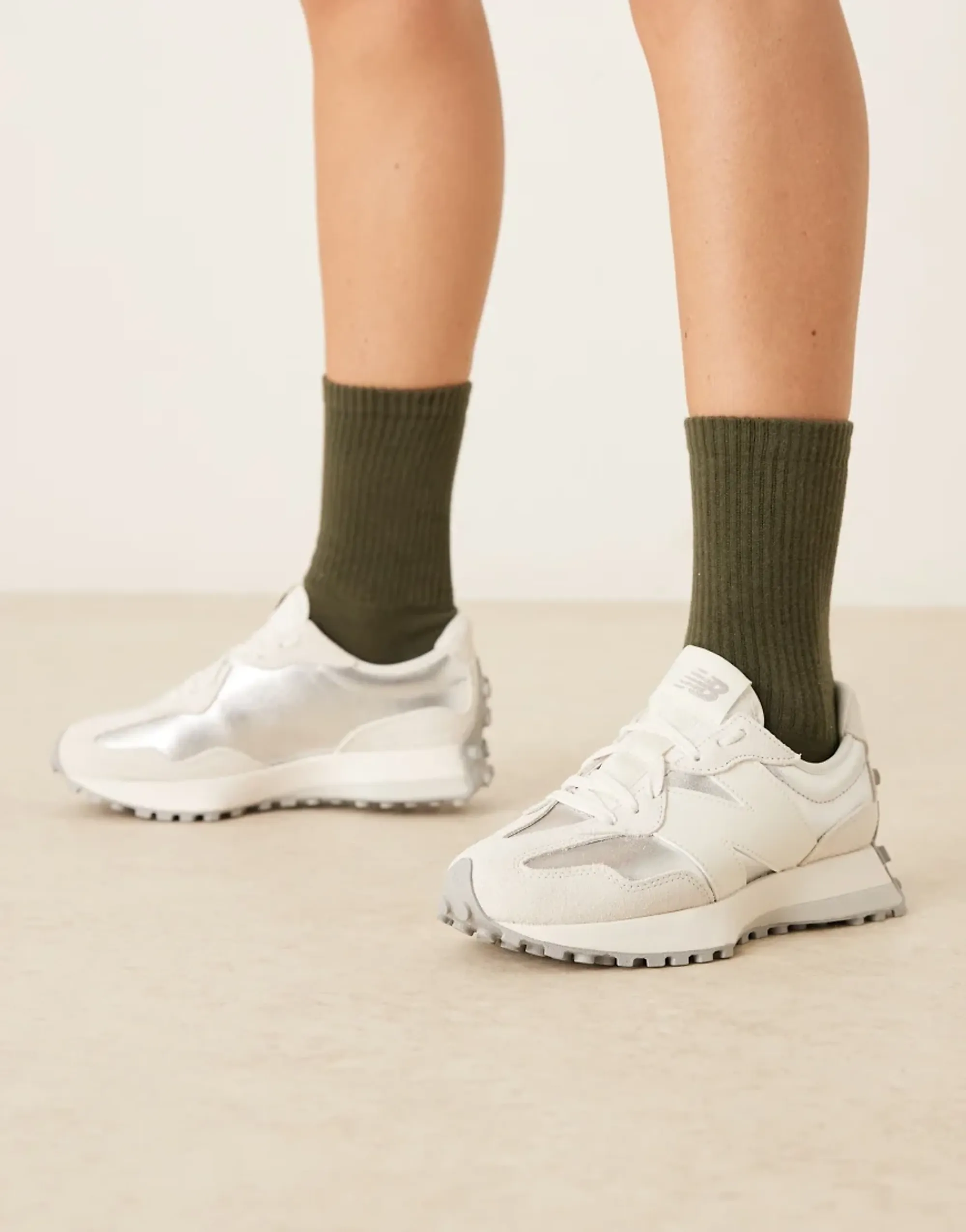 New Balance Womens 327