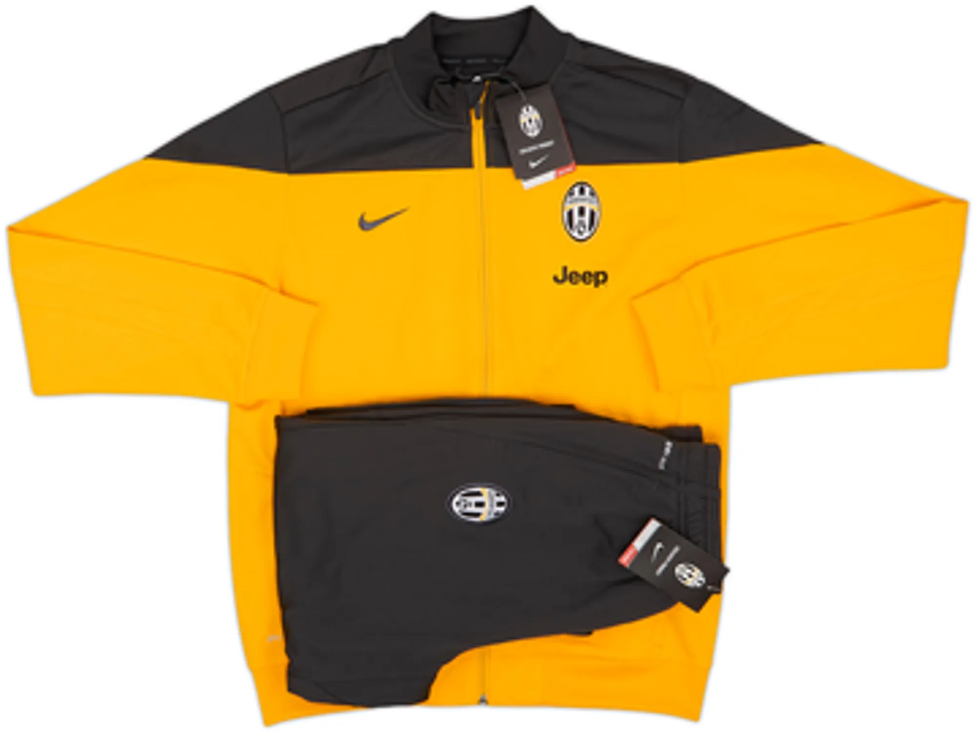 2013-14 Juventus Nike Full Tracksuit (XL.Boys)