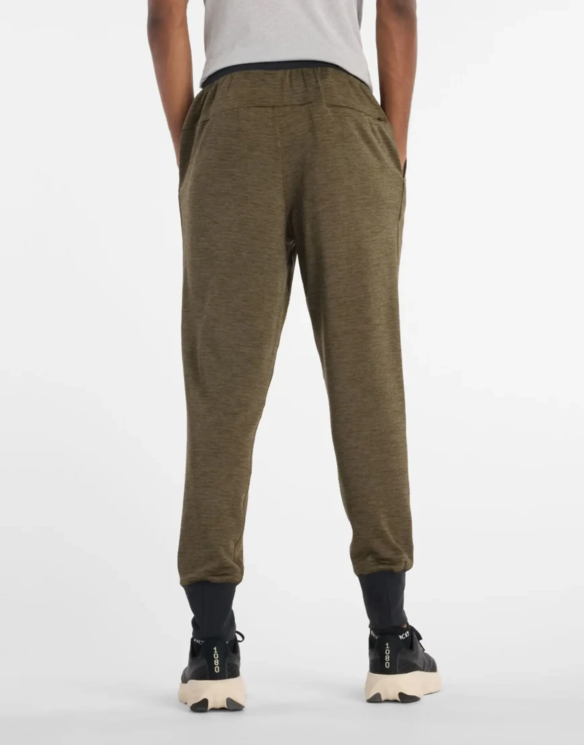 New Balance Men's Athletics Heat Grid Jogger in Brown Poly Knit