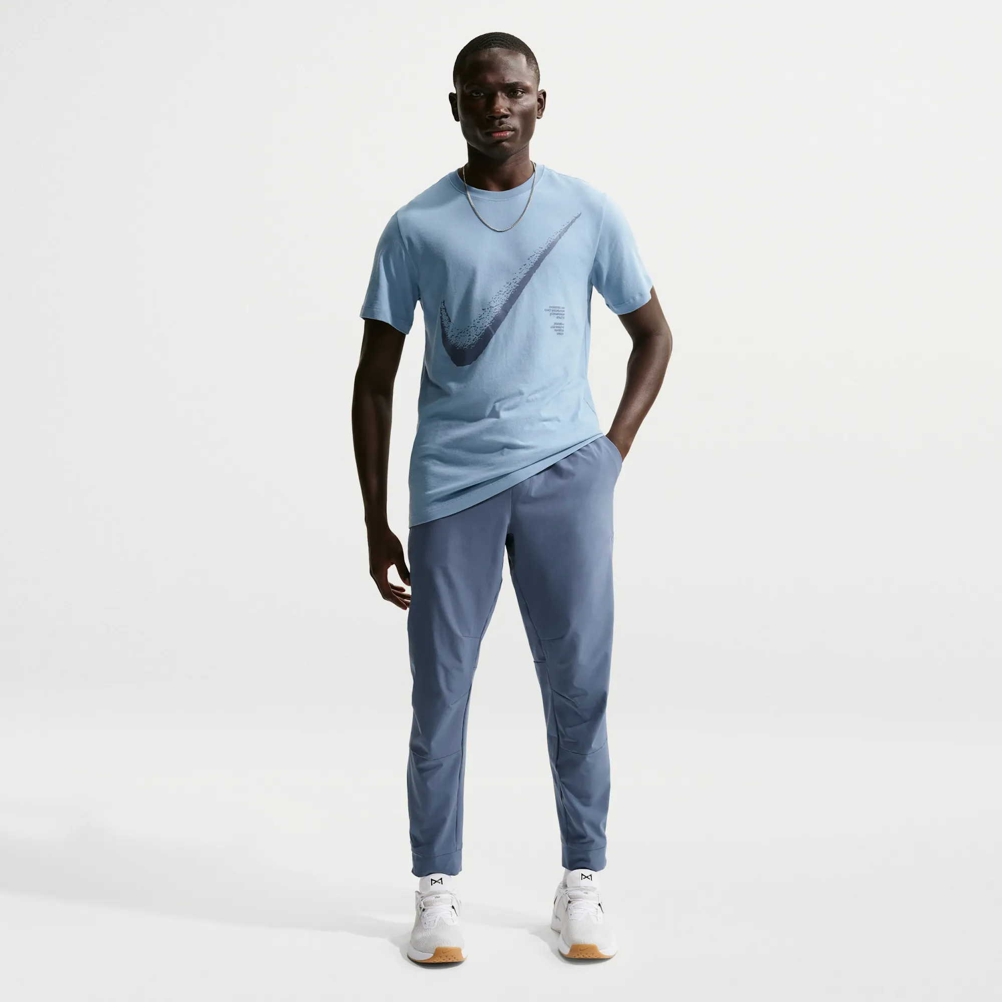 Nike Unlimited Men's Dri-FIT Zip Cuff Versatile Trousers - Blue - Polyester/Elastane
