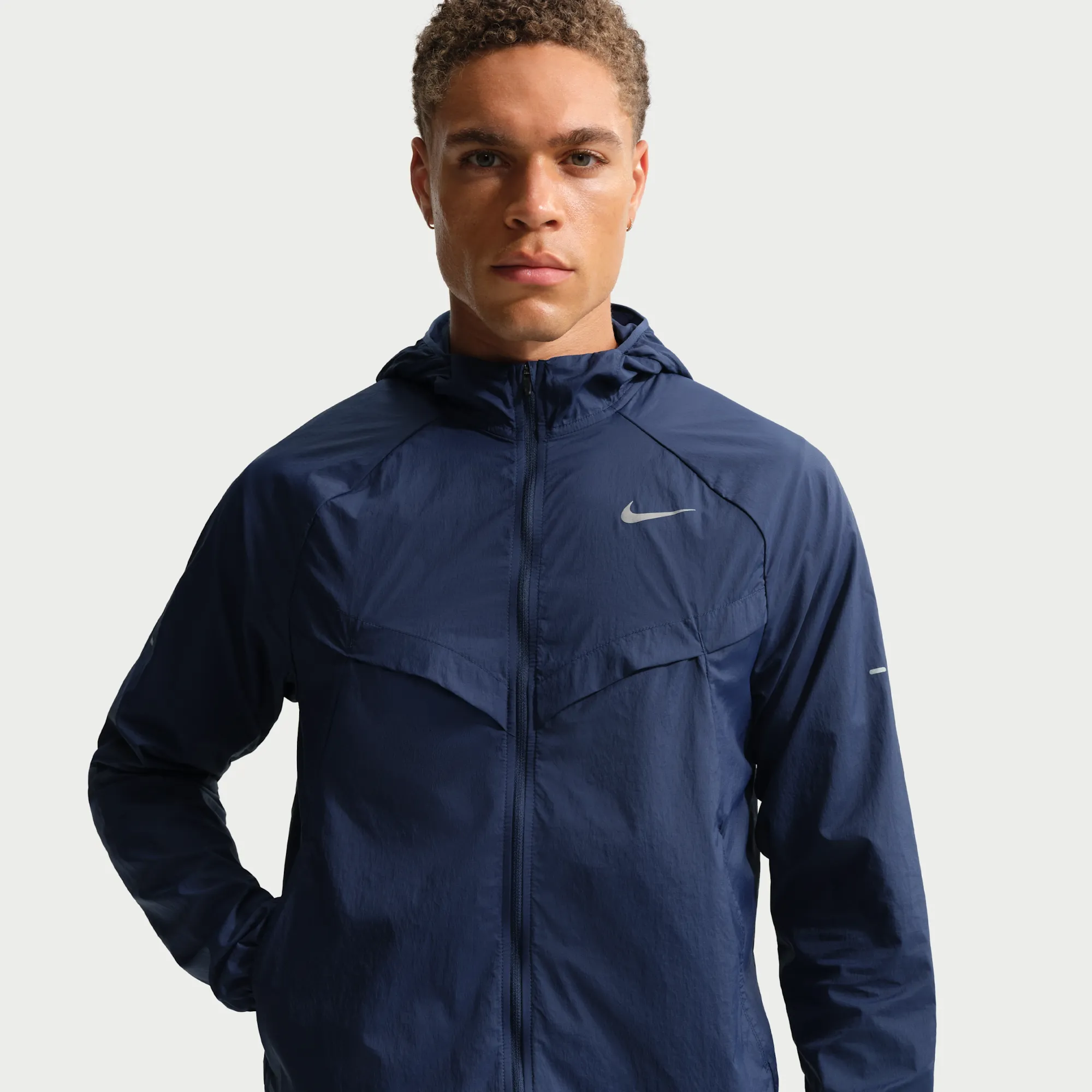 Nike Stride Men's Repel UV Running Jacket - Blue - Nylon