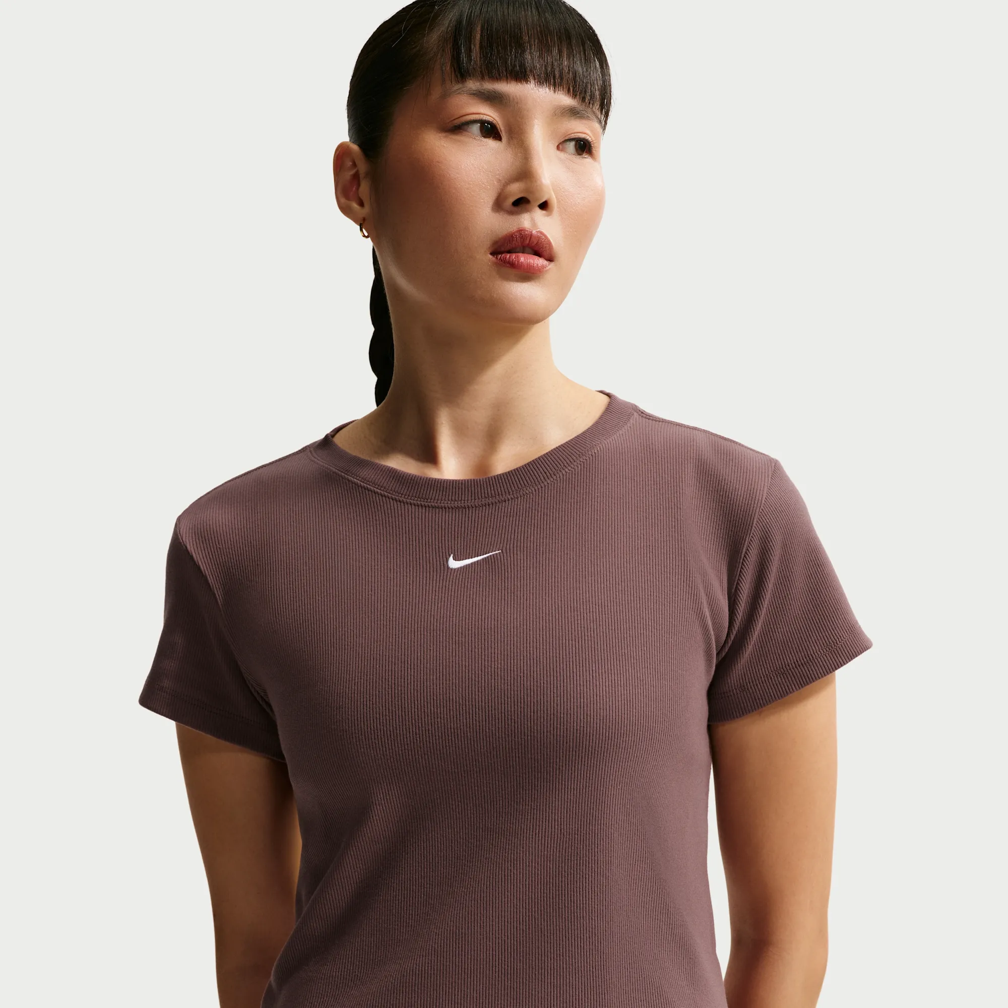 Nike Women's Tight Ribbed Short-Sleeve T-Shirt - Purple - Cotton/Elastane