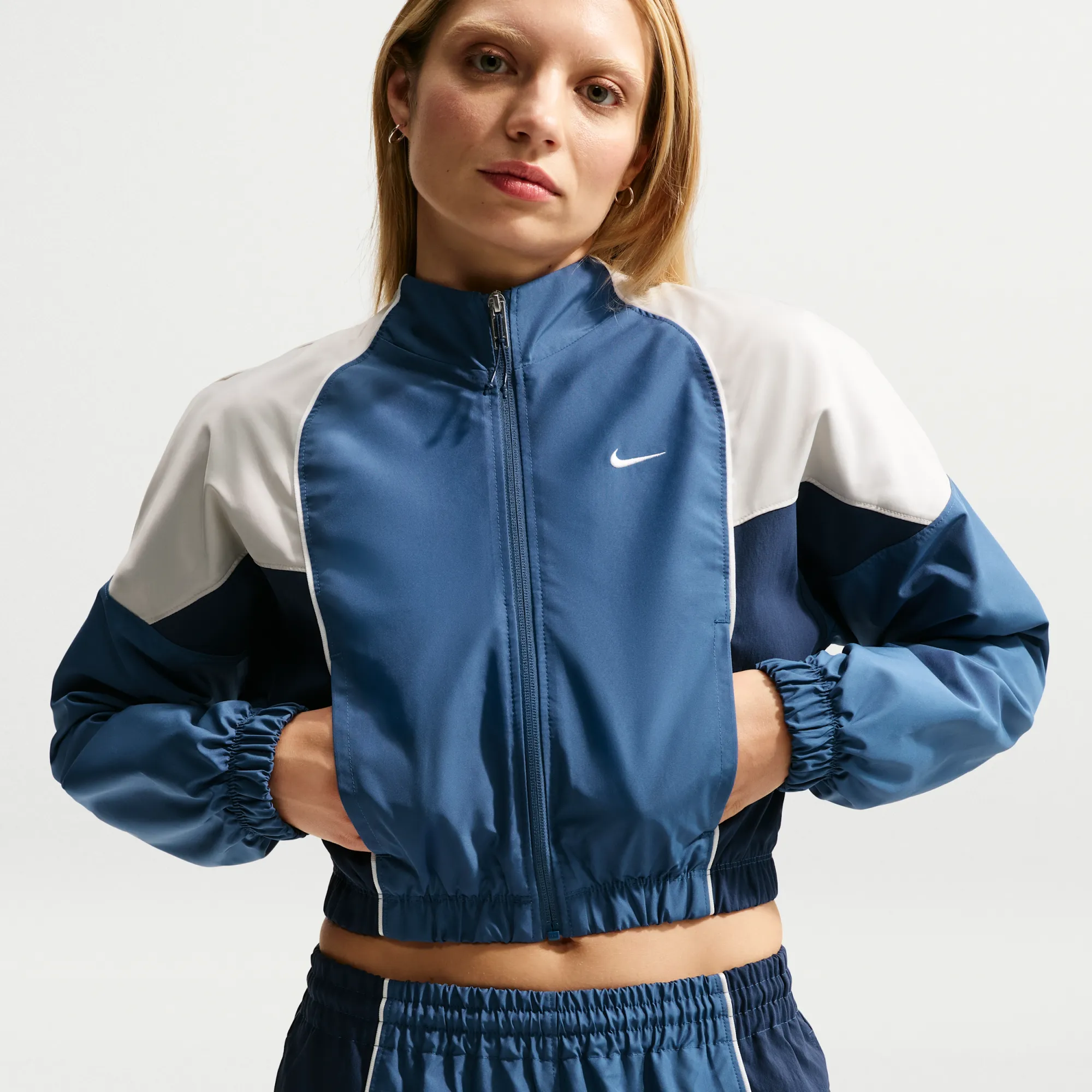 Nike Women's Shrunken Tracksuit Jacket - Blue - Polyester