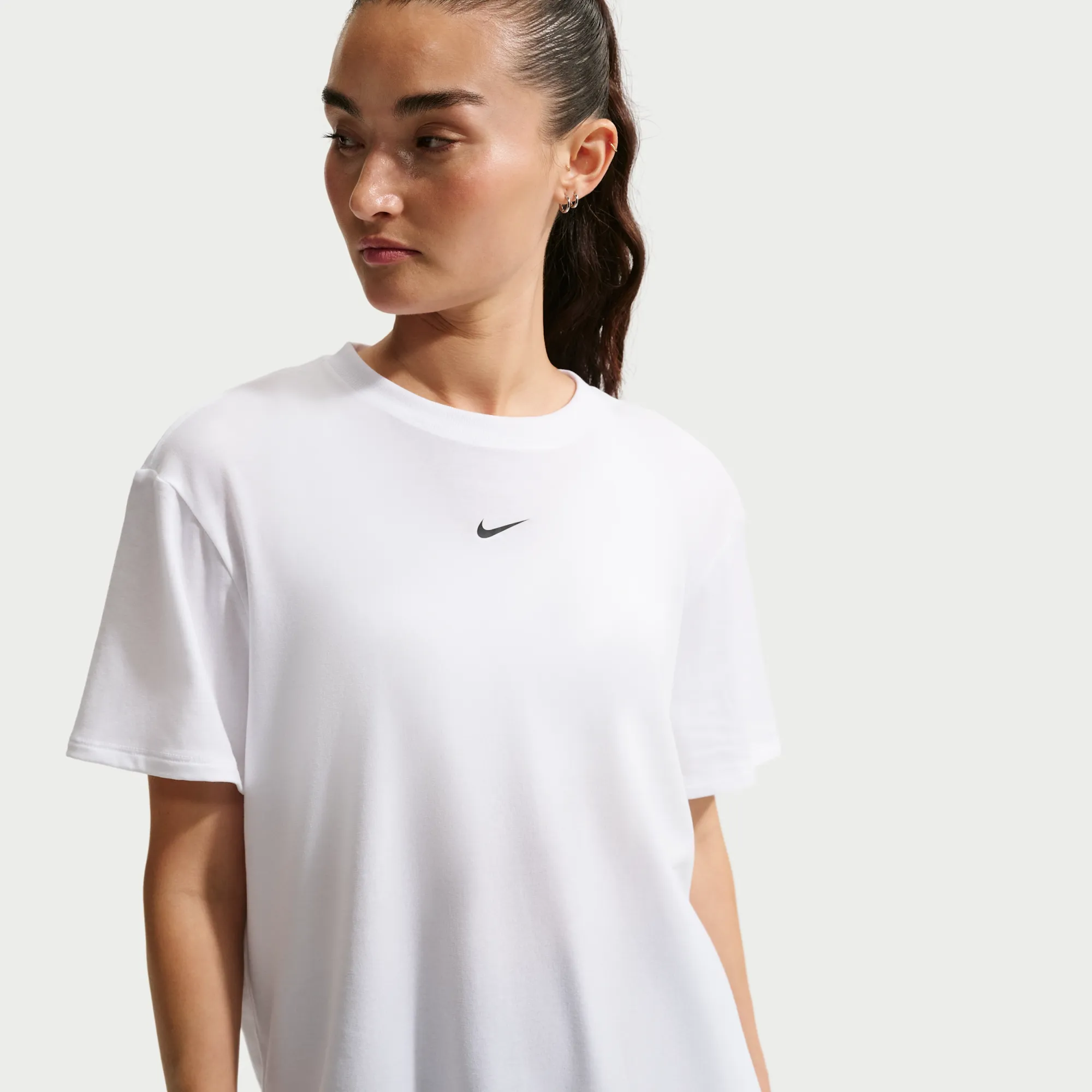 Nike One Relaxed Women's Dri-FIT Short-Sleeve Top - White - Polyester/Cotton/Elastane