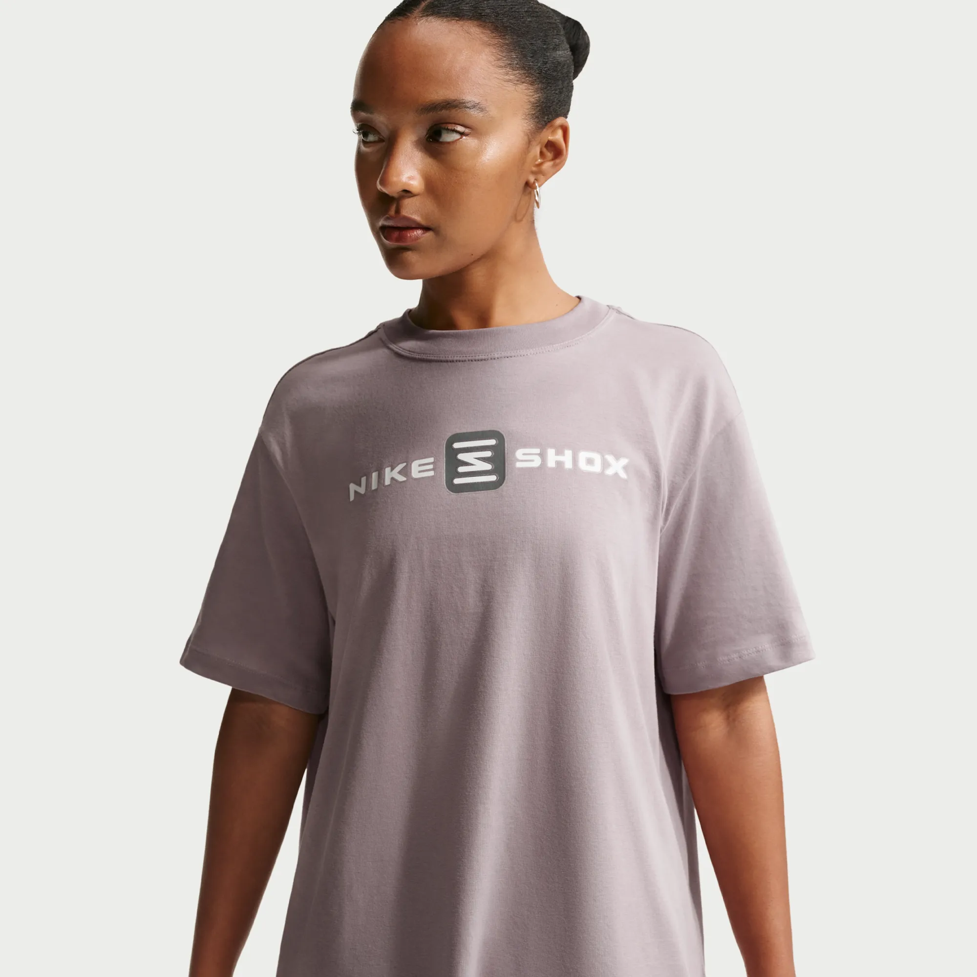 Nike Women's Graphic T-Shirt - Grey - Cotton