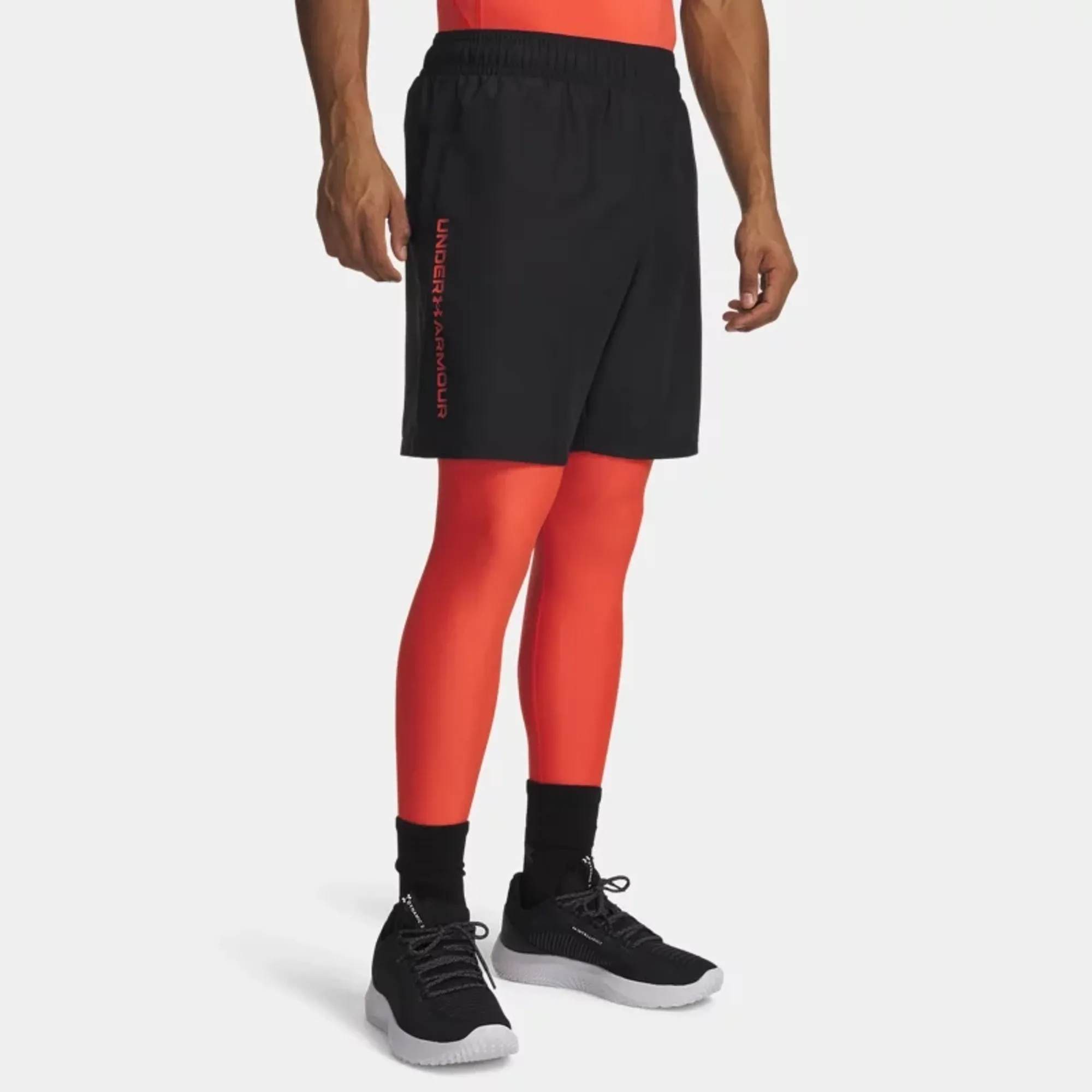 Under Armour  Tech™ Woven Wordmark Men's 8.25" Shorts Black / Venom Red L