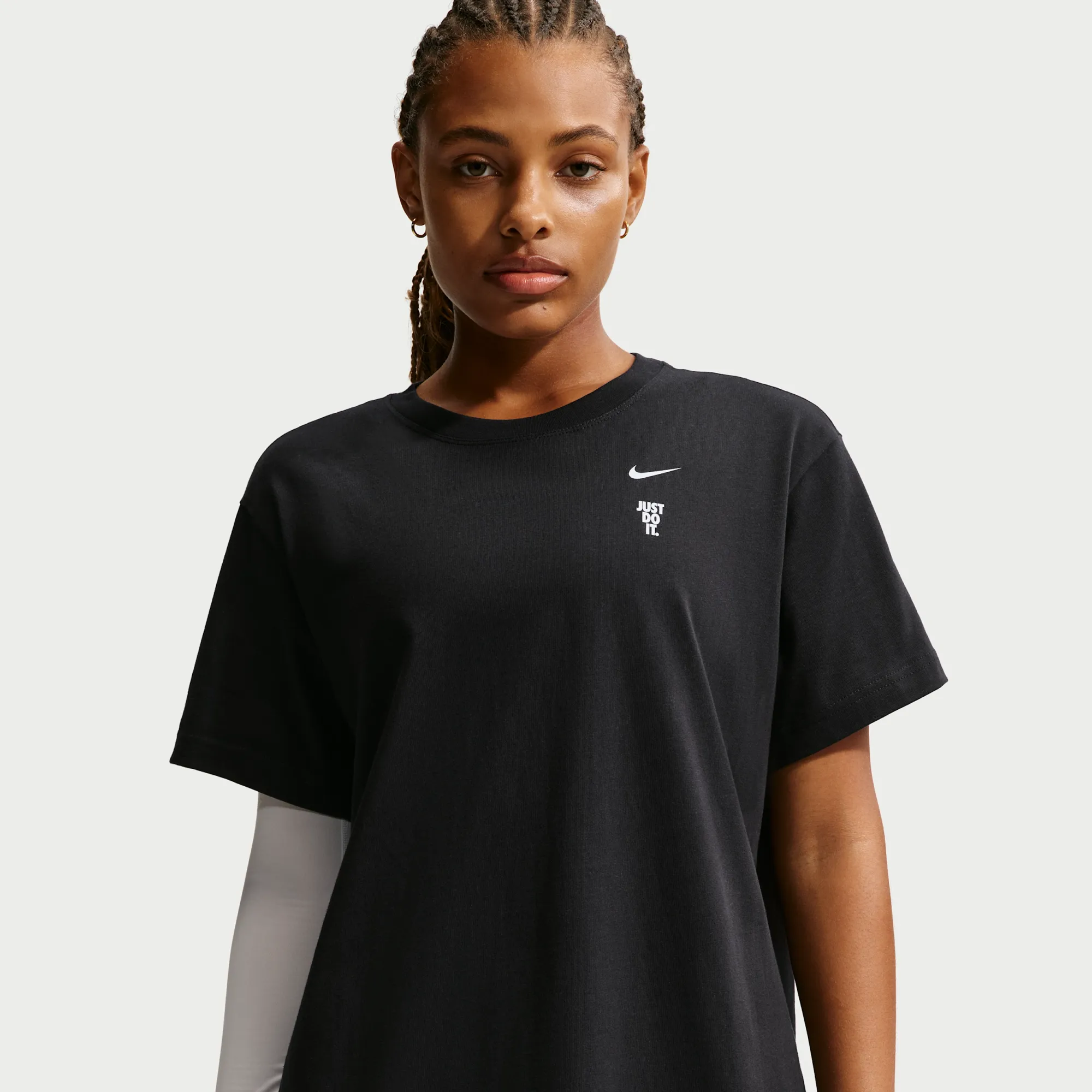 Nike Women's Short-Sleeve Basketball T-Shirt - Black