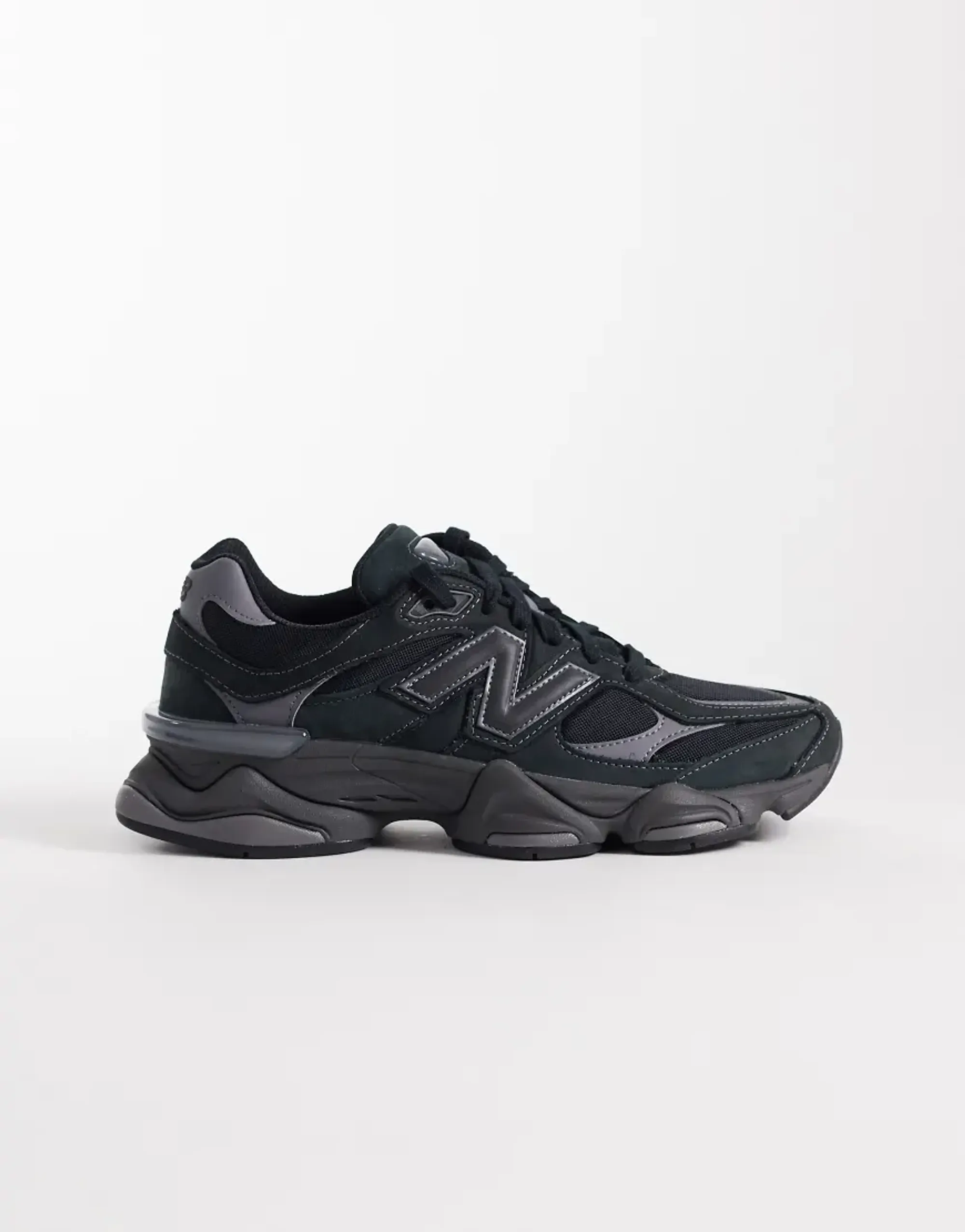 New Balance Unisex 9060 in Black/Grey Suede/Mesh