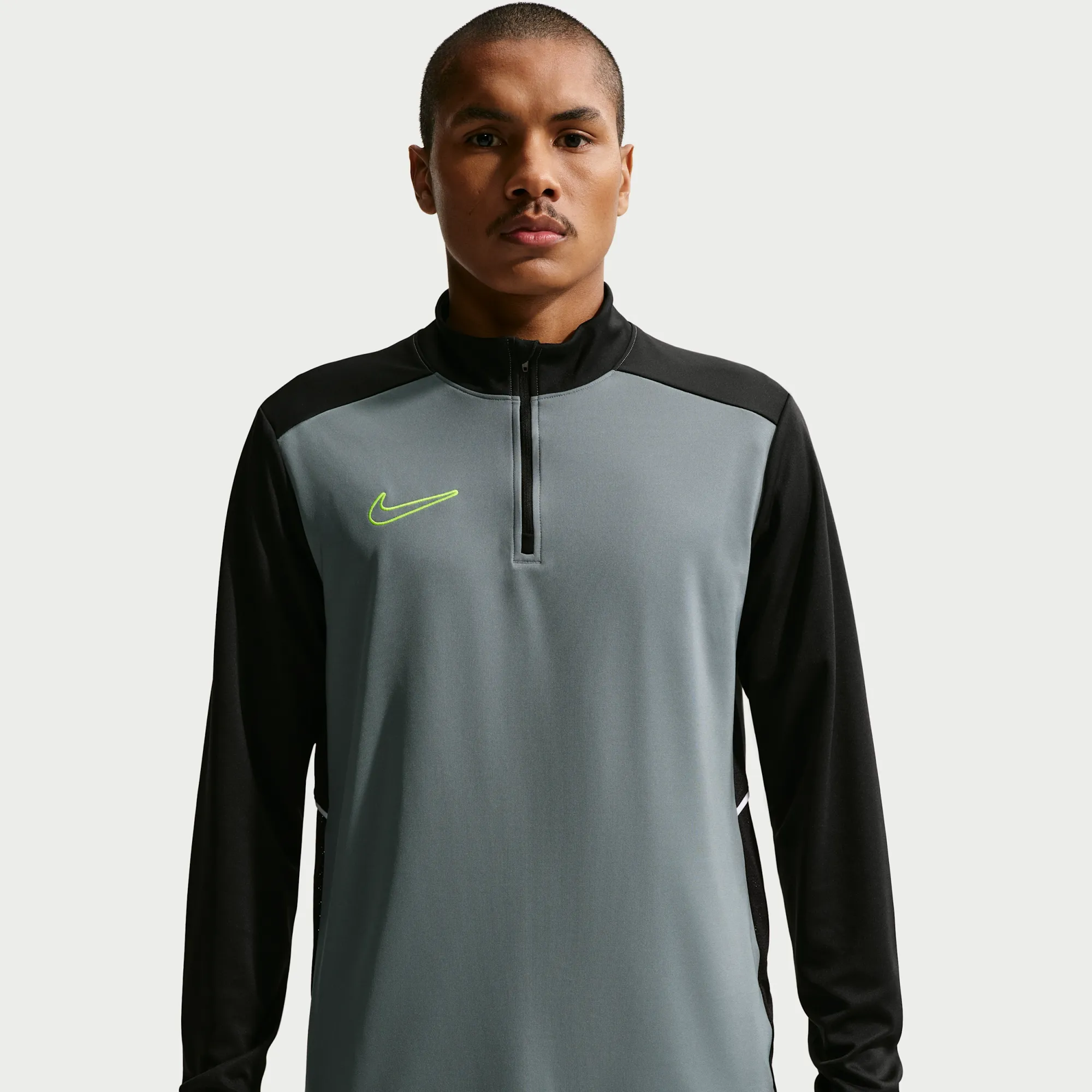 Nike Academy Men's Dri-FIT Football Drill Top - Grey