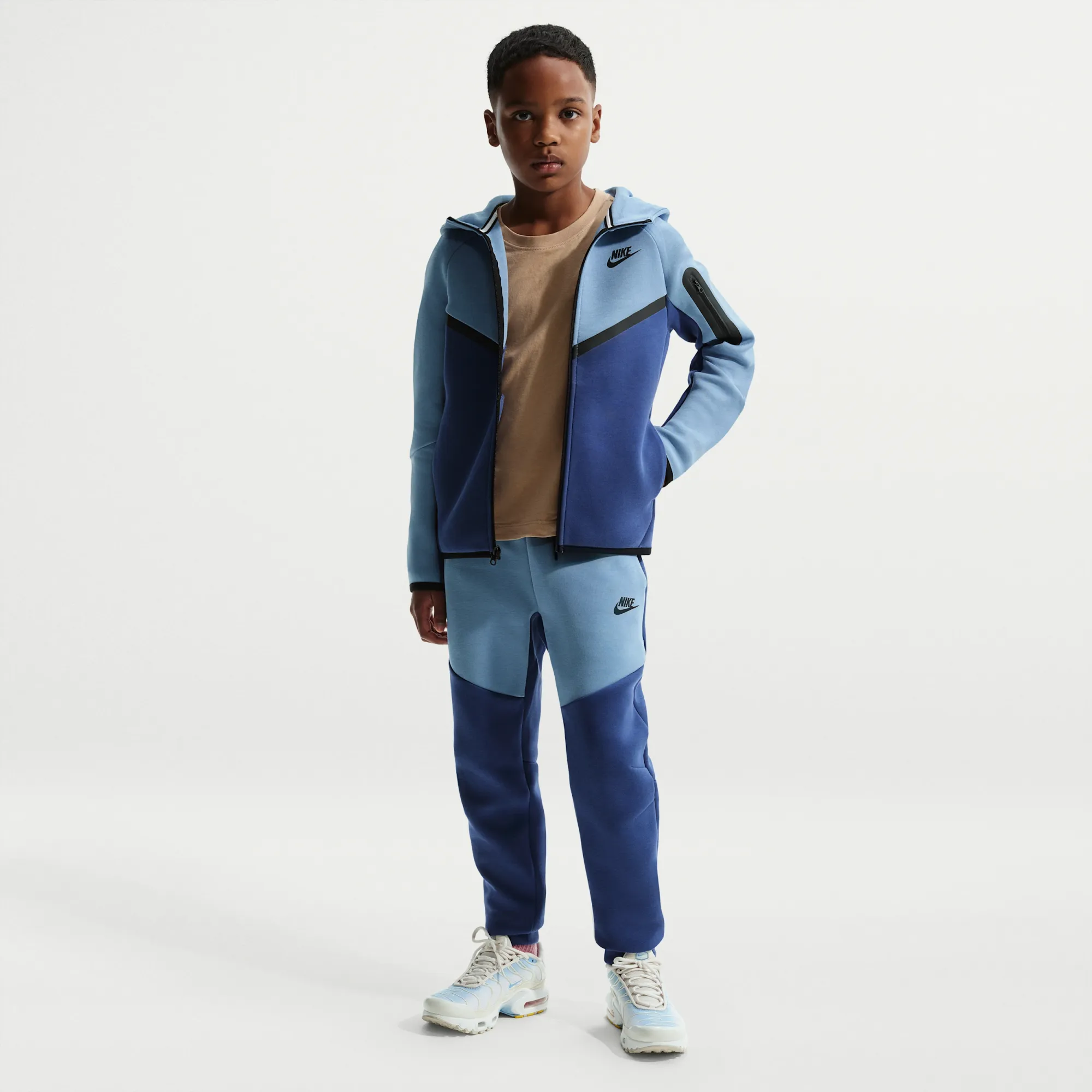 Nike Tech Fleece Older Kids' Joggers - Blue - Fleece