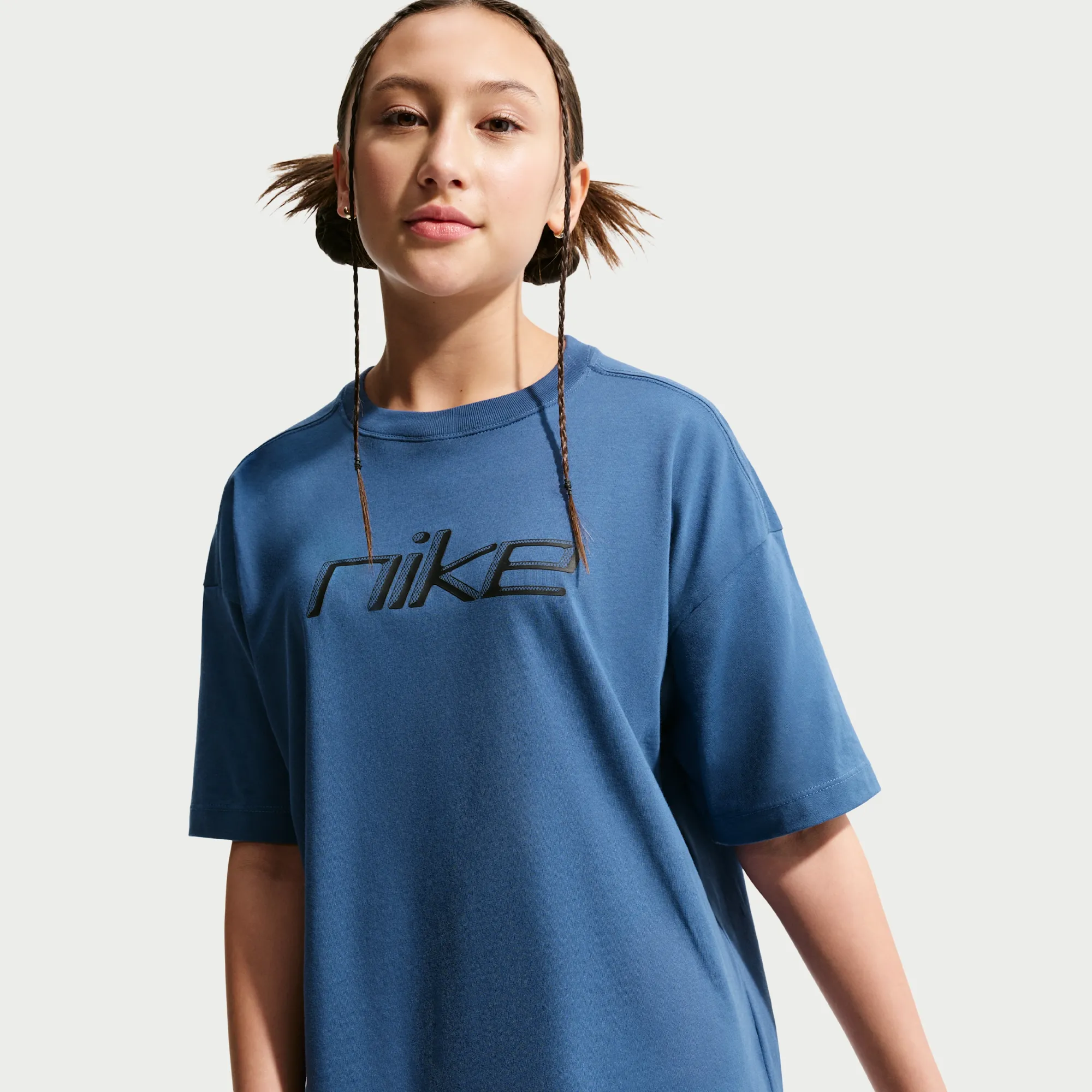 Nike Older Kids' (Girls') Oversized T-Shirt - Blue