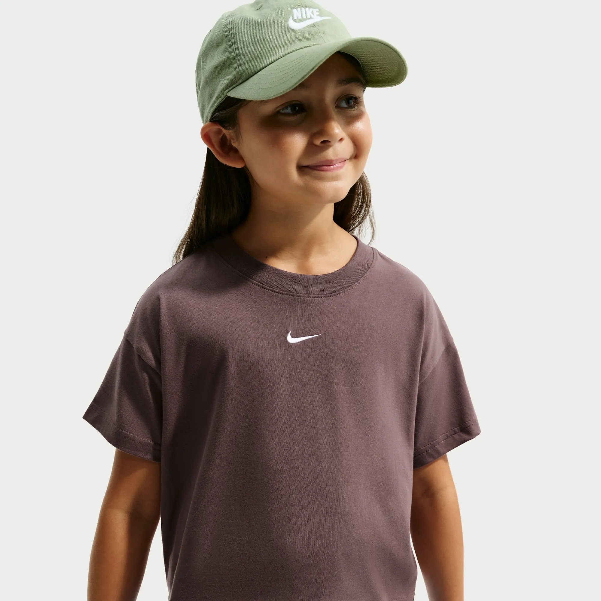 Nike Essential Older Kids' (Girls') T-Shirt - Purple