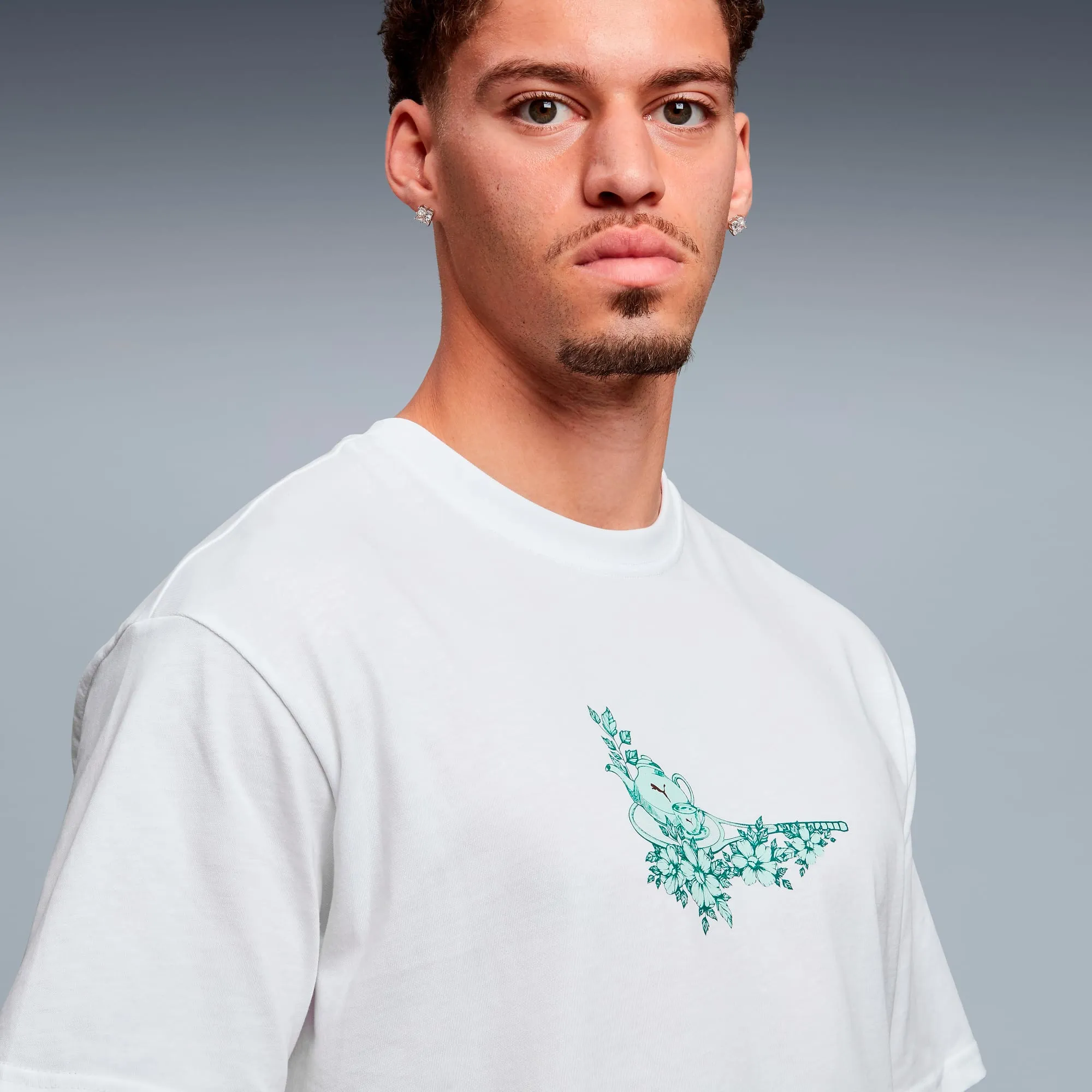 PUMA Graphic Teacup LDN Tee Shirt Unisex, White, size Large