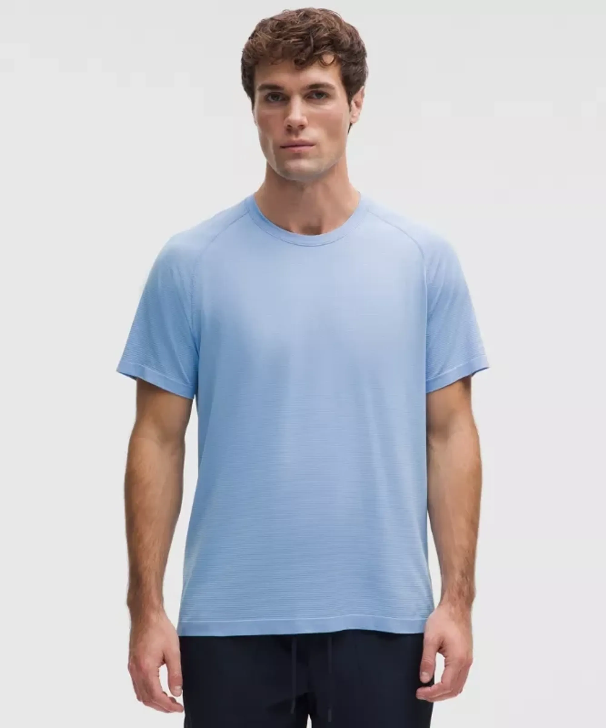 lululemon – Men's Metal Vent Tech Short-Sleeve Shirt – Color Blue – Size Large