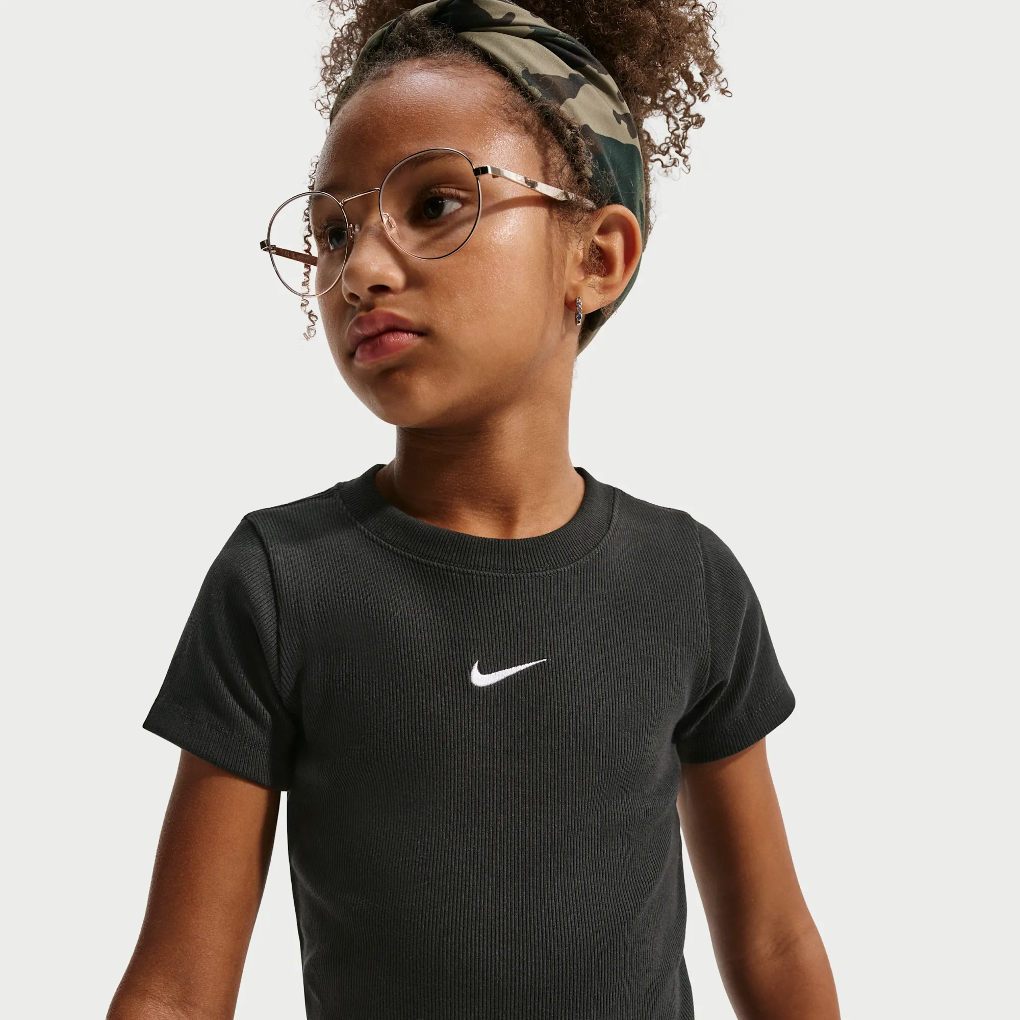 Nike Older Kids' (Girls') Slim Cropped Ribbed T-Shirt - Black - Cotton/Elastane