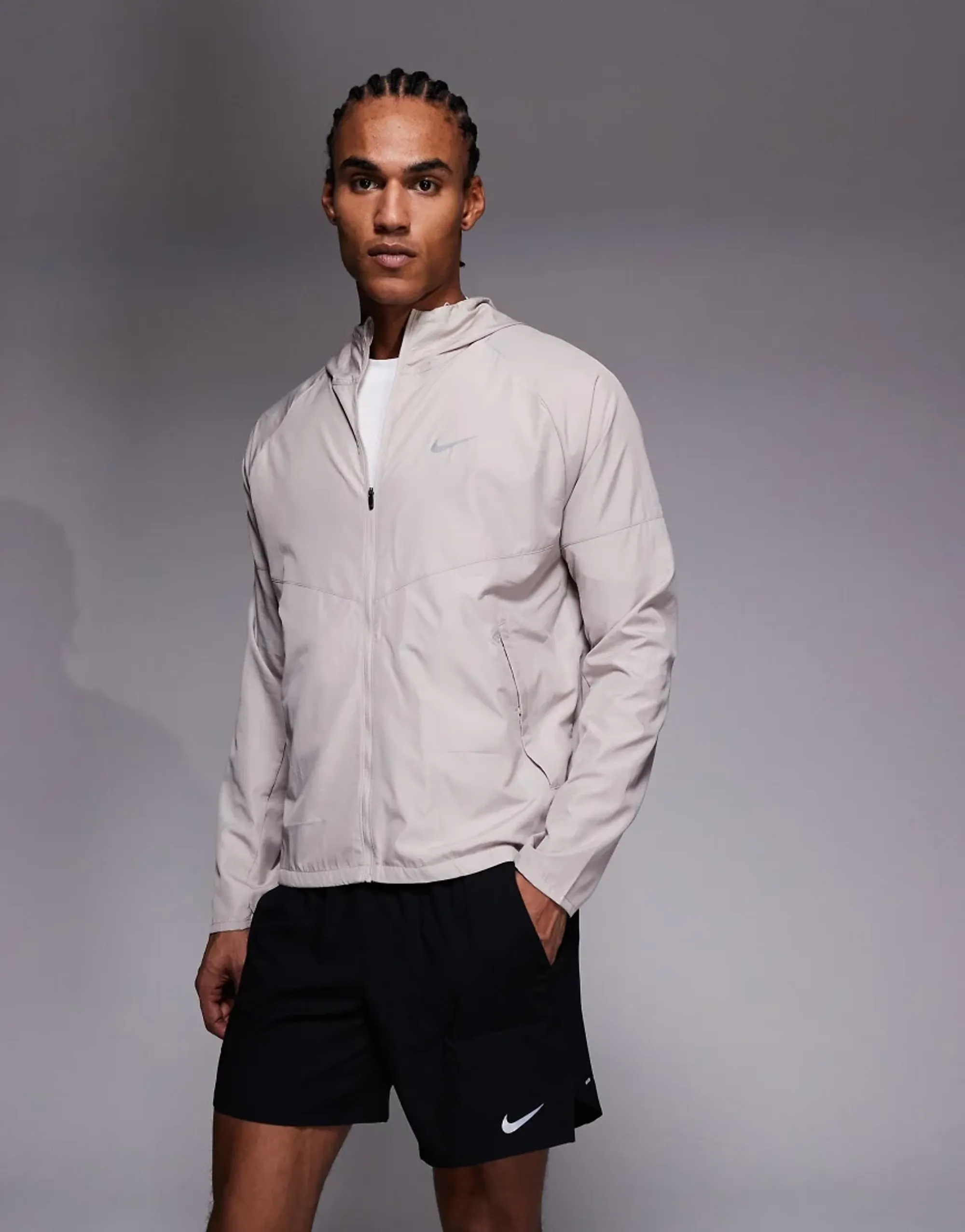 Men's Nike Repel Miler Jacket in Cream/Silver 