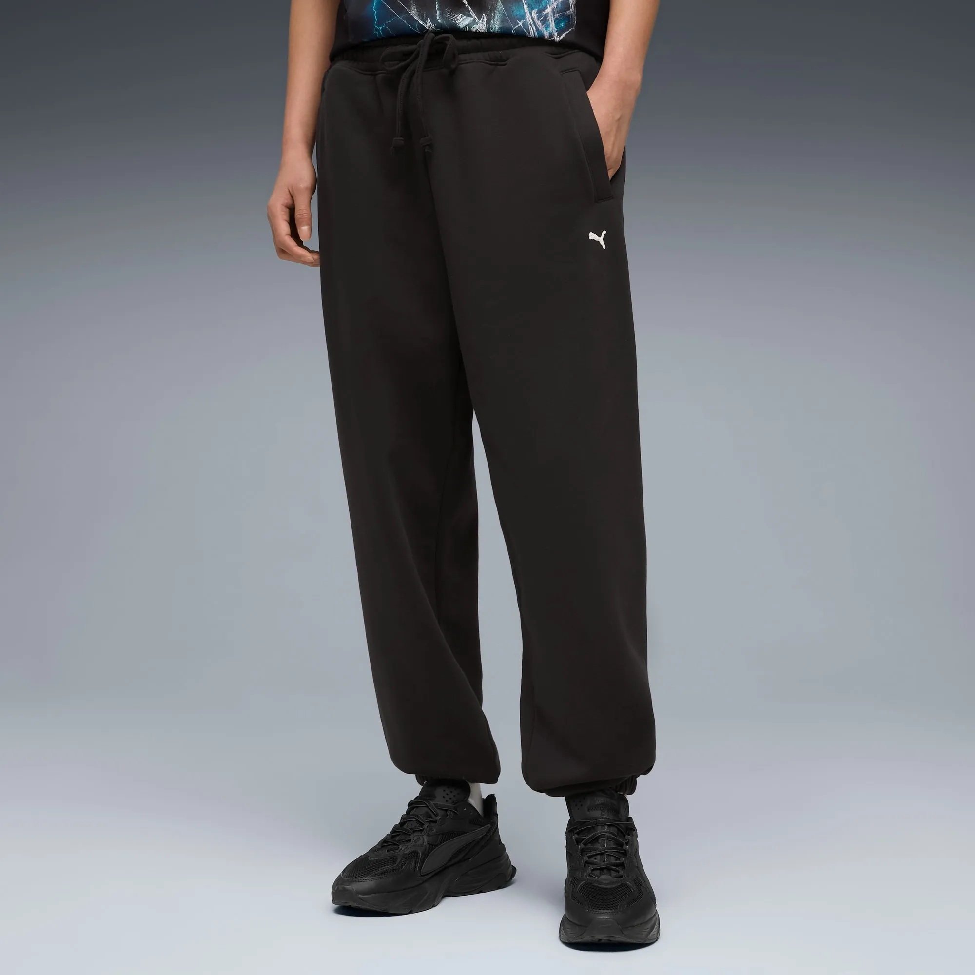 PUMA Select Essentials Sweatpants Relaxed Men, Black, size Large