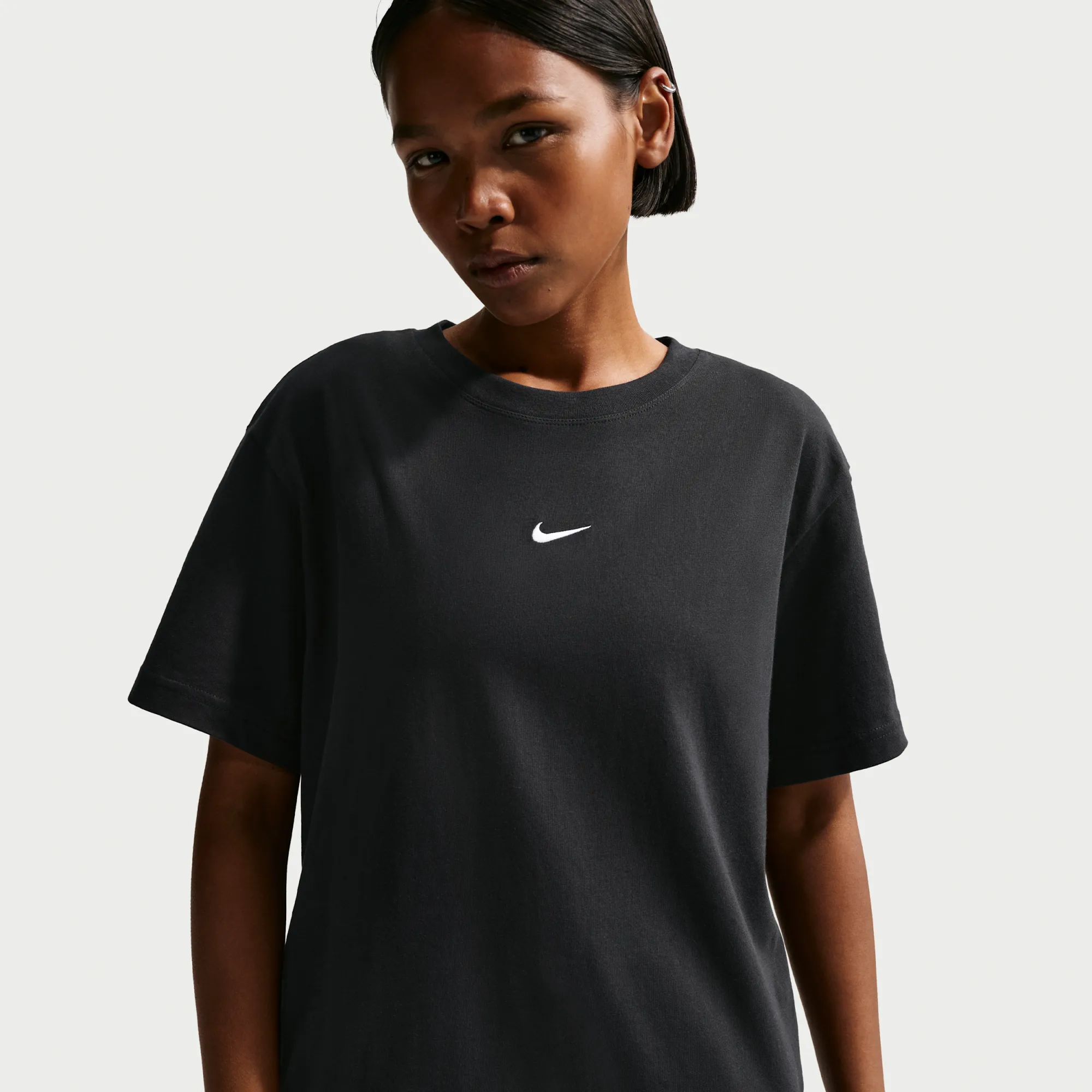 Nike Women's Oversized Short-Sleeve T-Shirt - Black - Cotton
