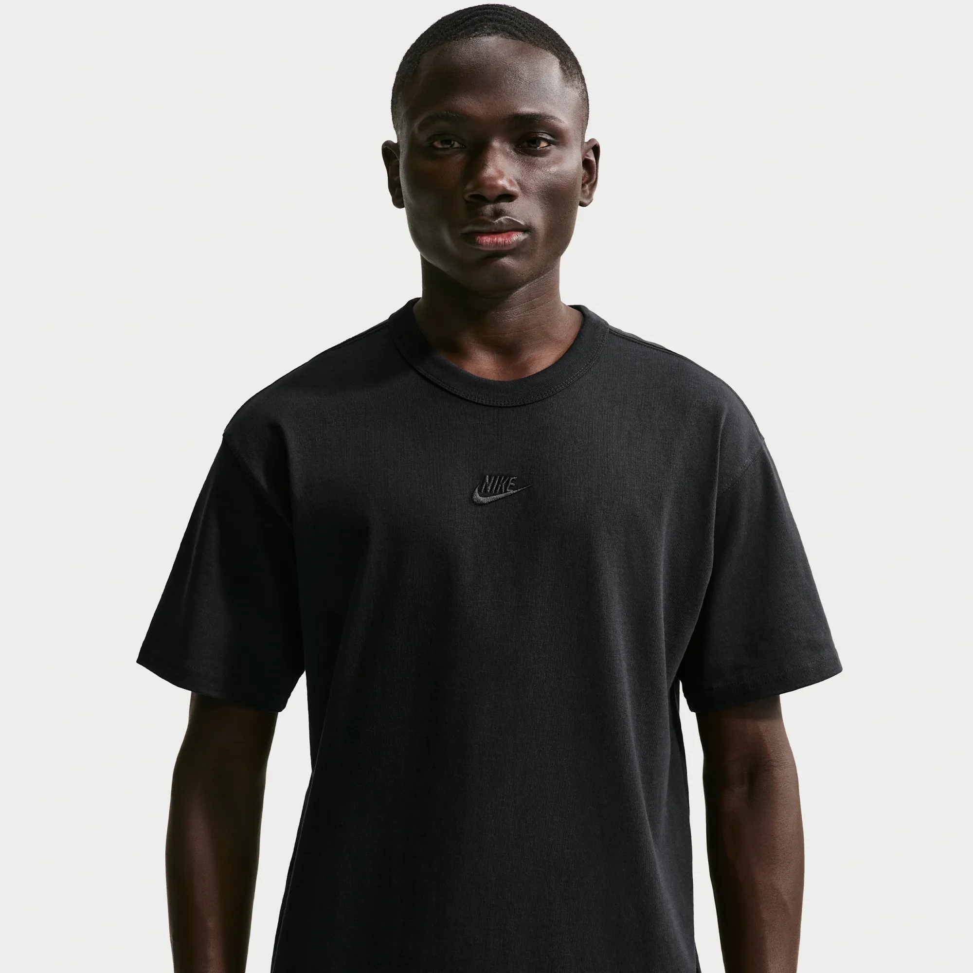 Nike Premium Essentials Men's T-Shirt - Black - Cotton