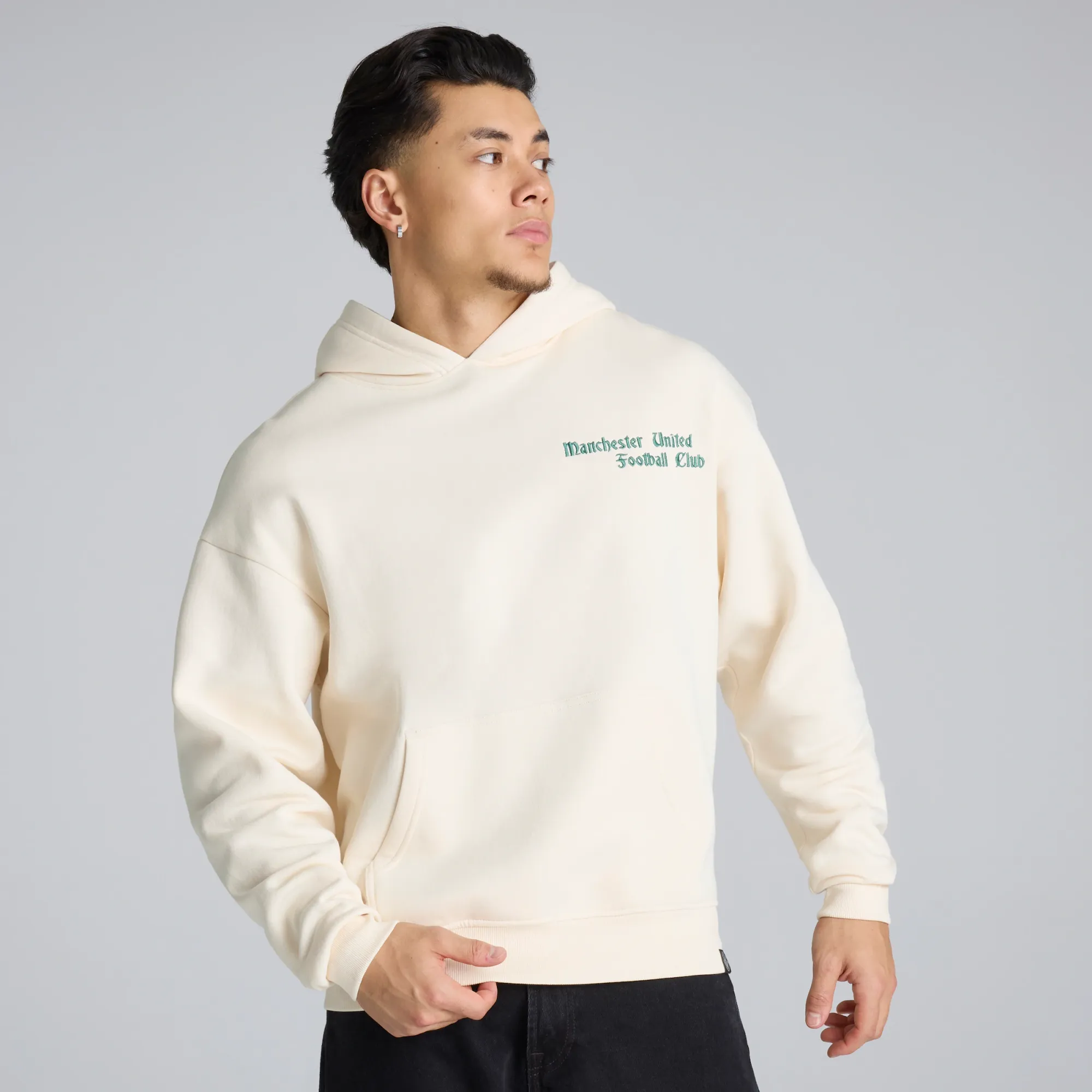 Manchester United Archive Overhead Hoodie Cream