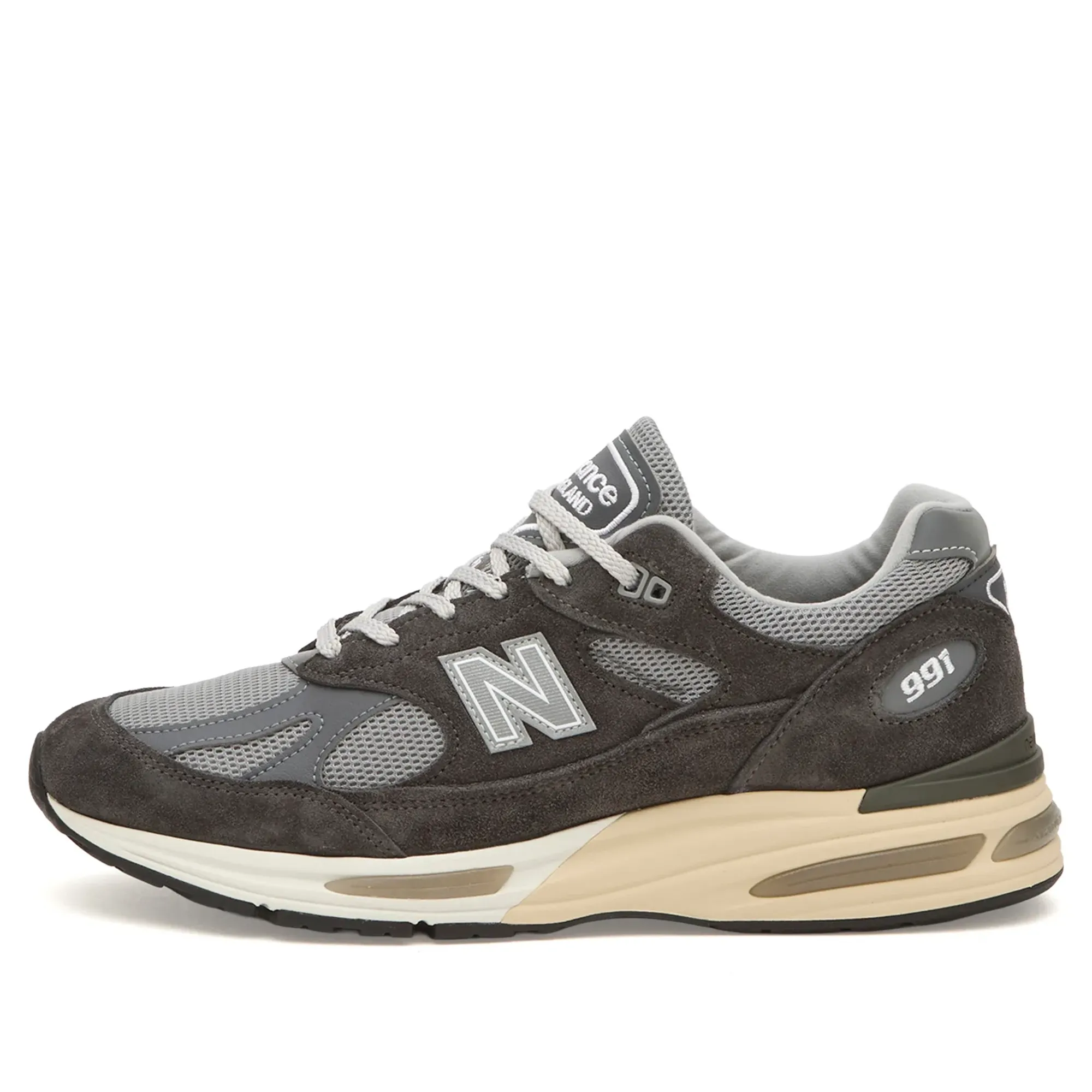New Balance Unisex Made in UK 991v2 in Grey Suede/Mesh