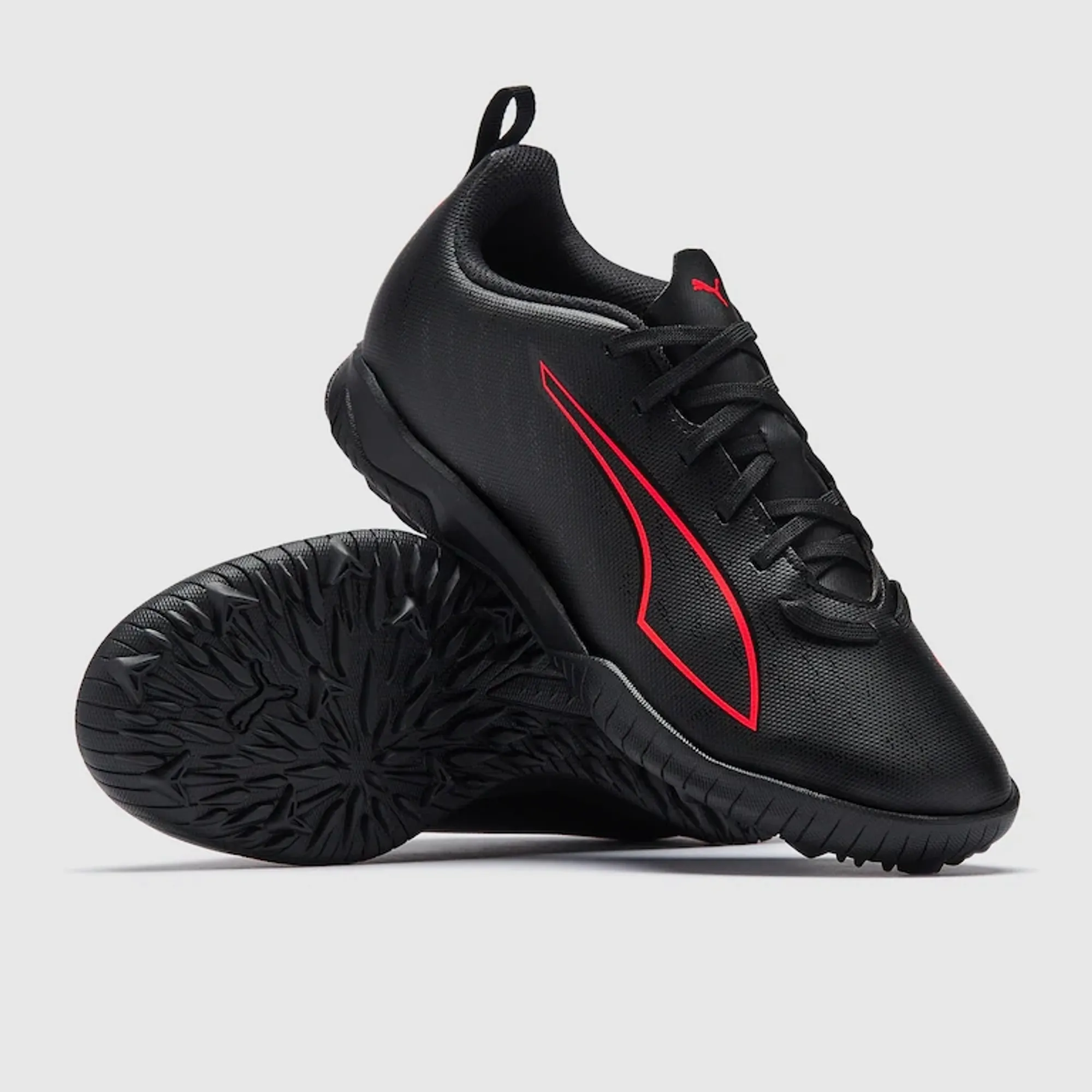 PUMA Ultra 6 Play TT Football Boots Youth, Black/Red, size 1