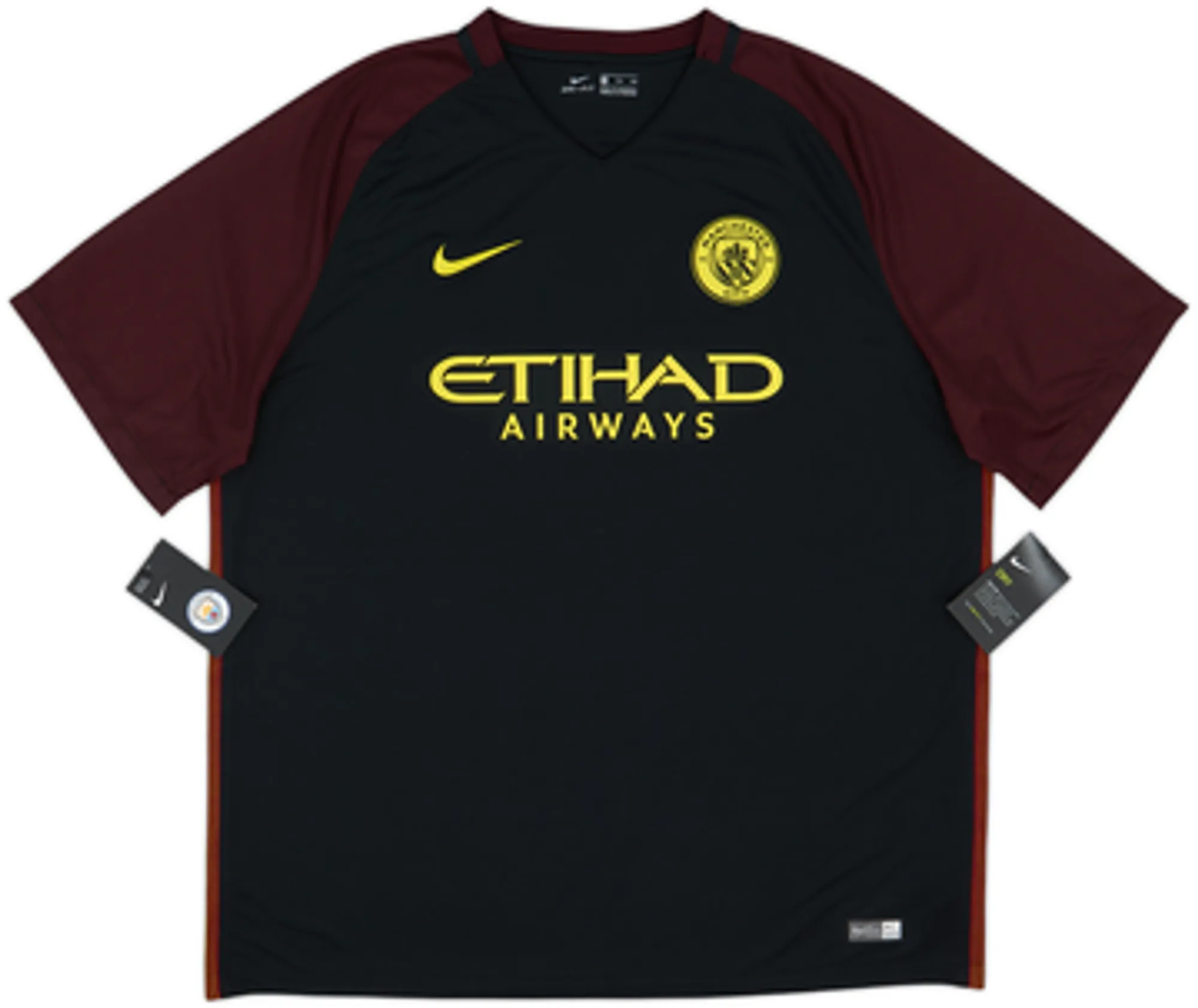 2016-17 Manchester City Away Shirt Kun Aguero #10 (S)