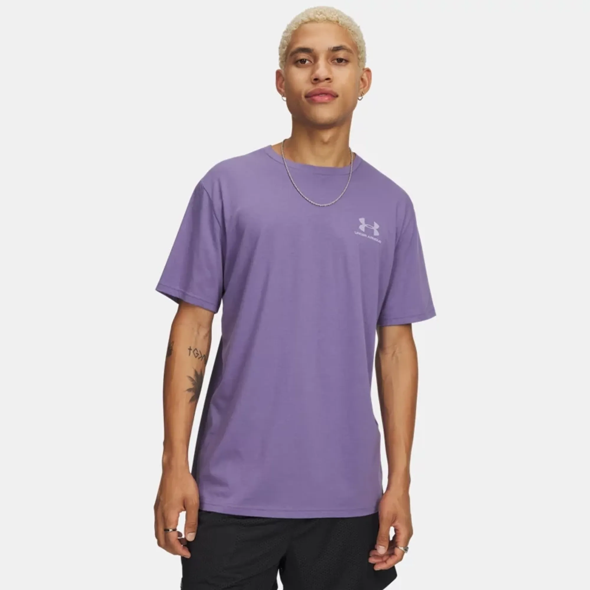 Under Armour  Left Chest Logo Men's Short Sleeve Purple Luxe / White XS