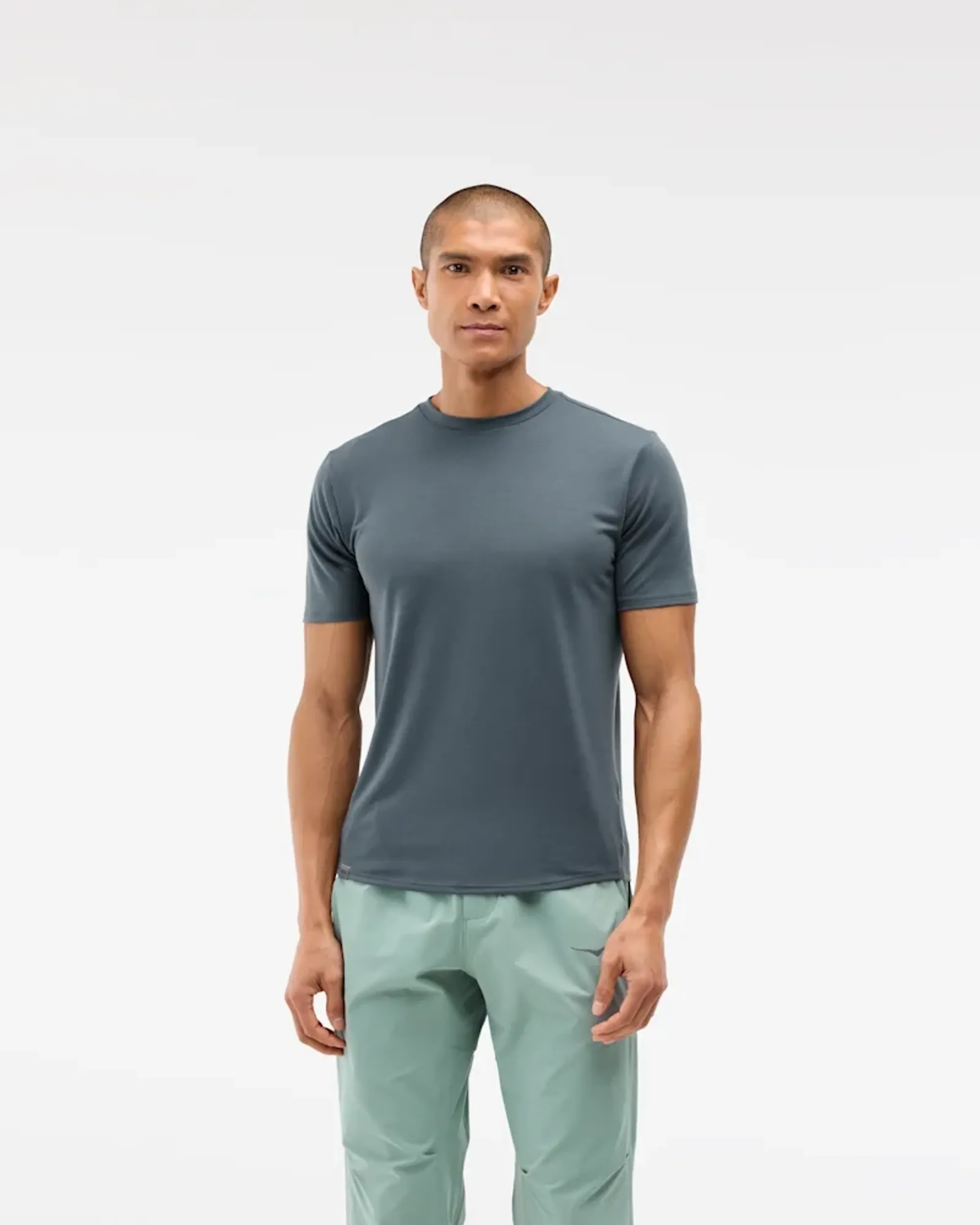 Men's Hoka Essential T-Shirt In Faded Navy
