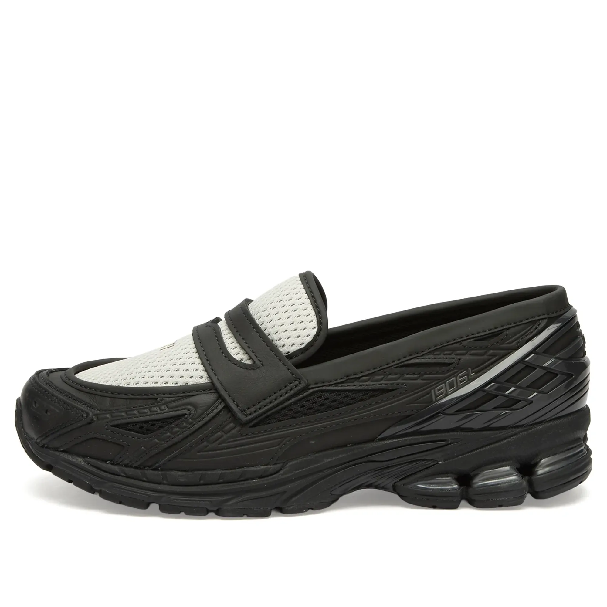 New Balance Unisex 1906L in Black/Beige Leather