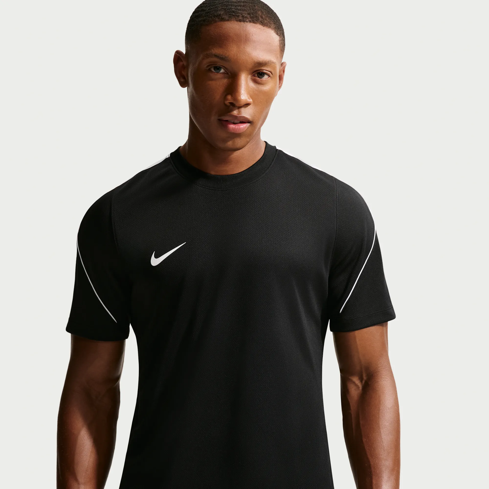 Nike Strike Men's Dri-FIT Short-Sleeve Football Top - Black