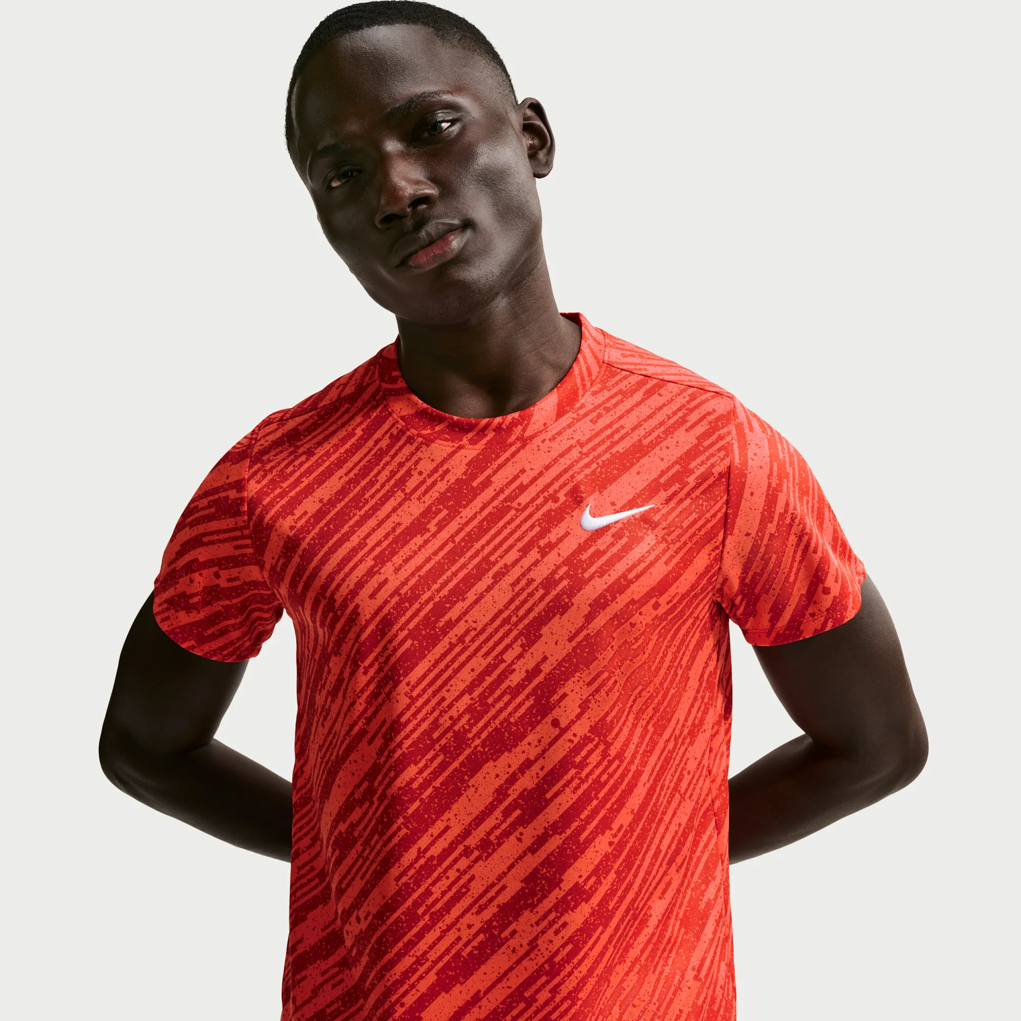 NikeCourt Victory Men's Dri-FIT Tennis Top - Orange