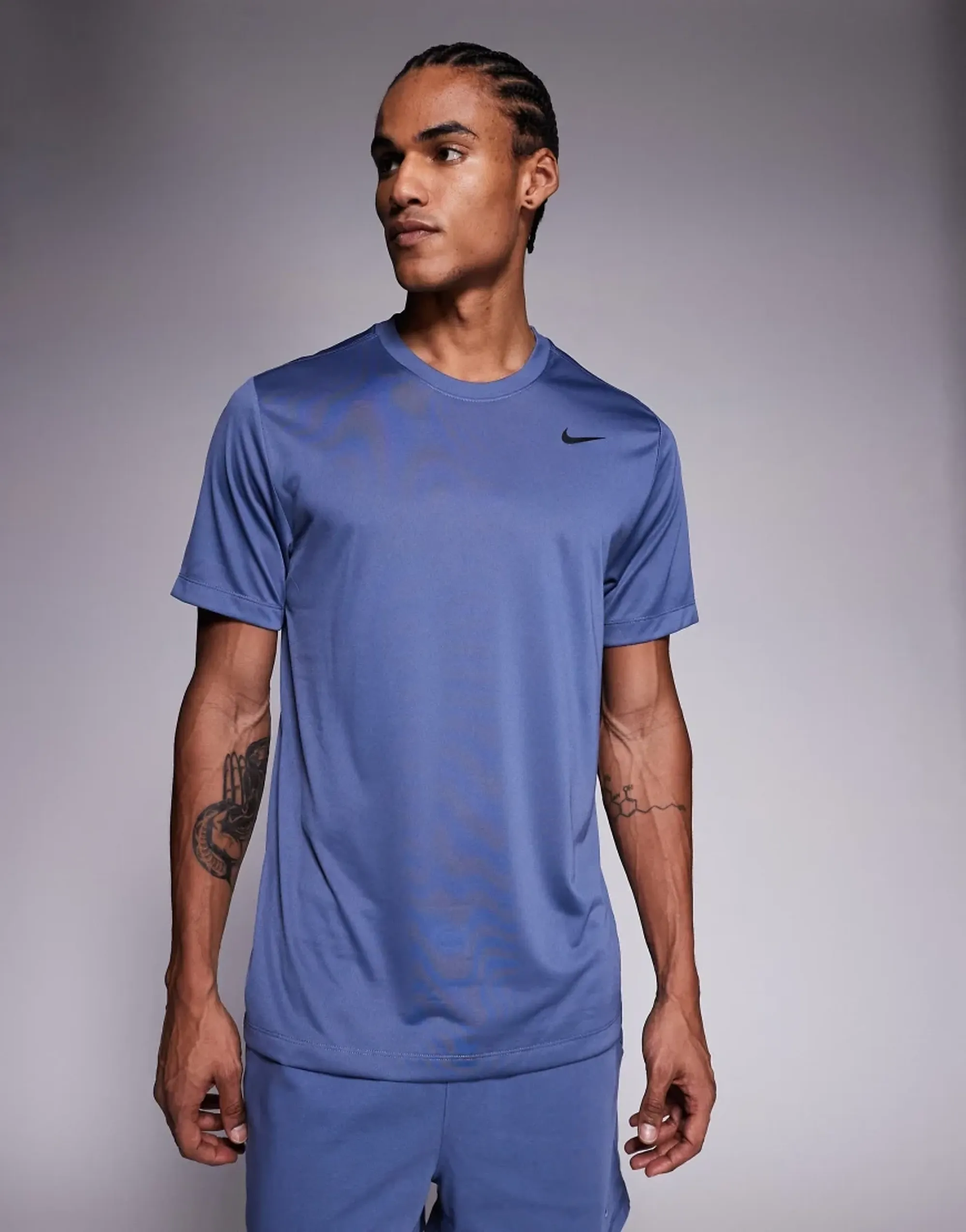 Nike Training Legend Logo T-Shirt In Dark Blue