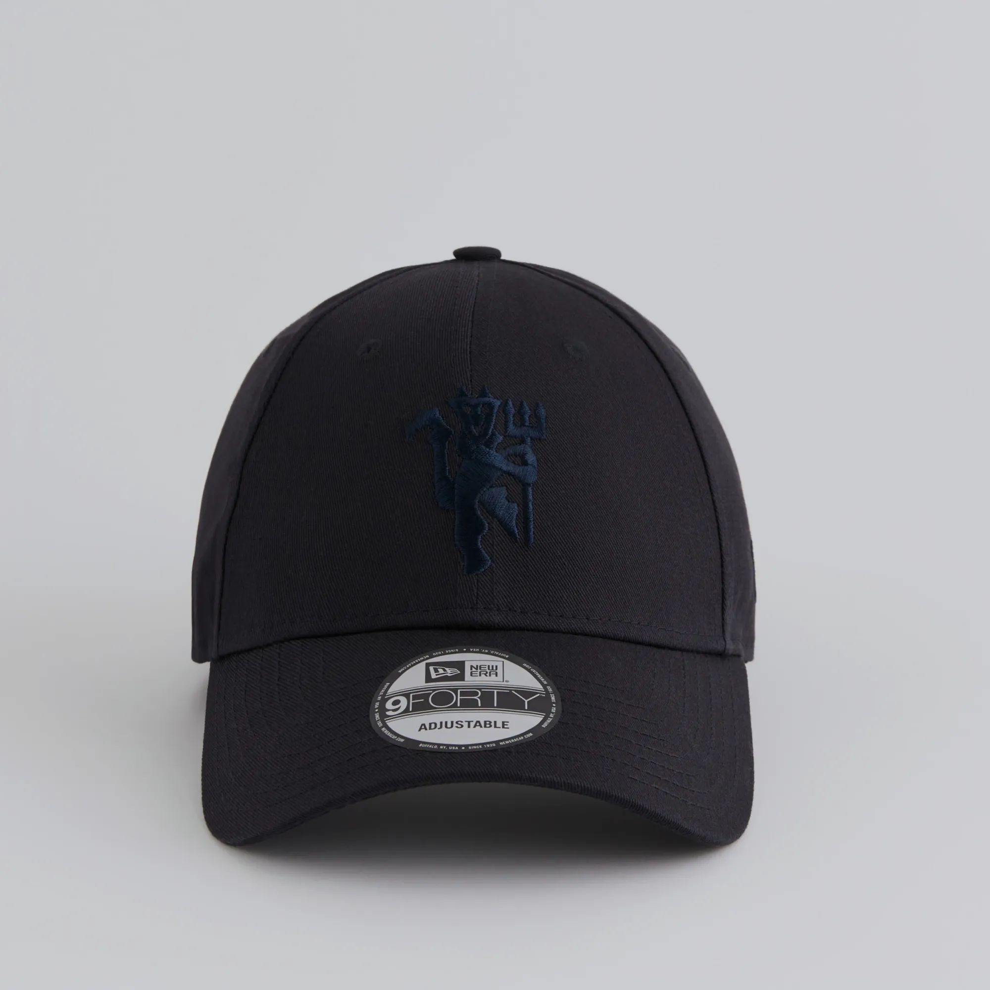 Manchester United x New Era Tonal Devil 9Forty Cap Navy