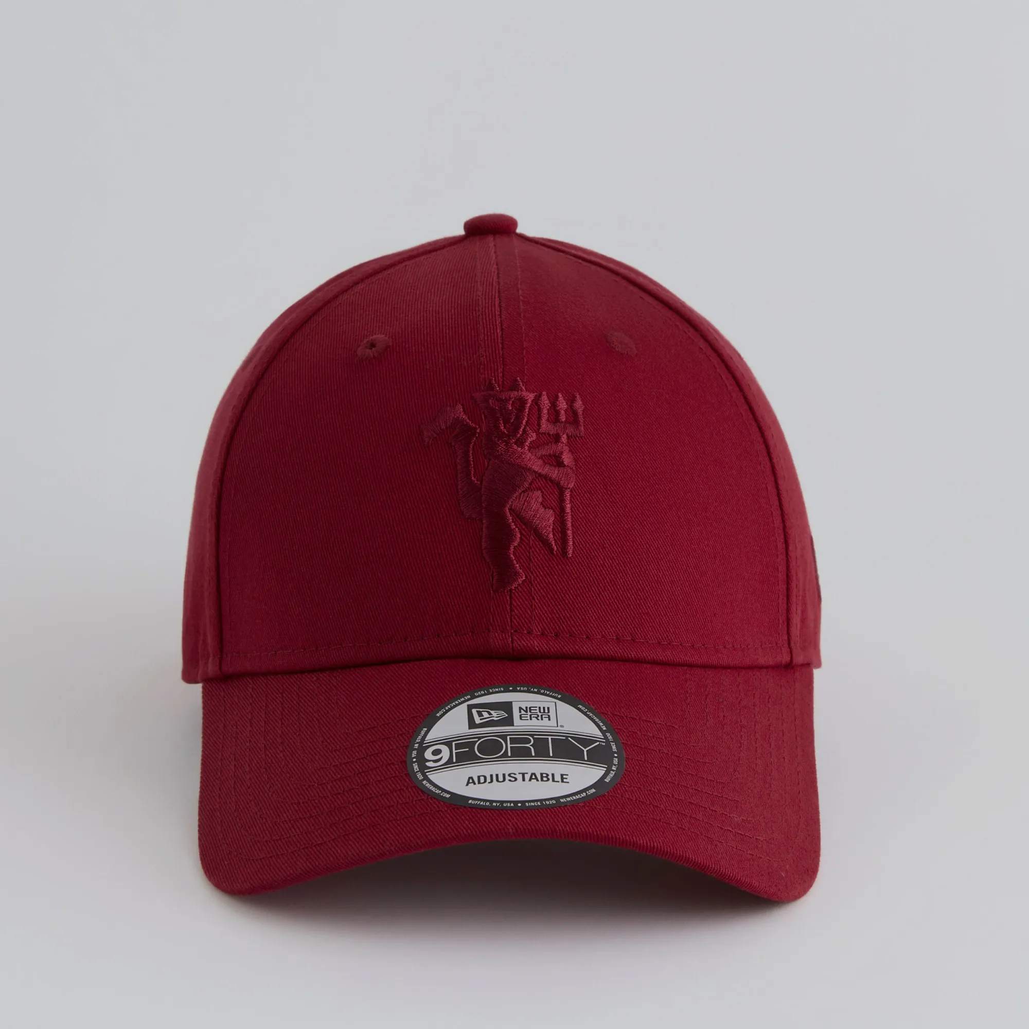 Manchester United x New Era Tonal Devil 9Forty Cap Burnt Red