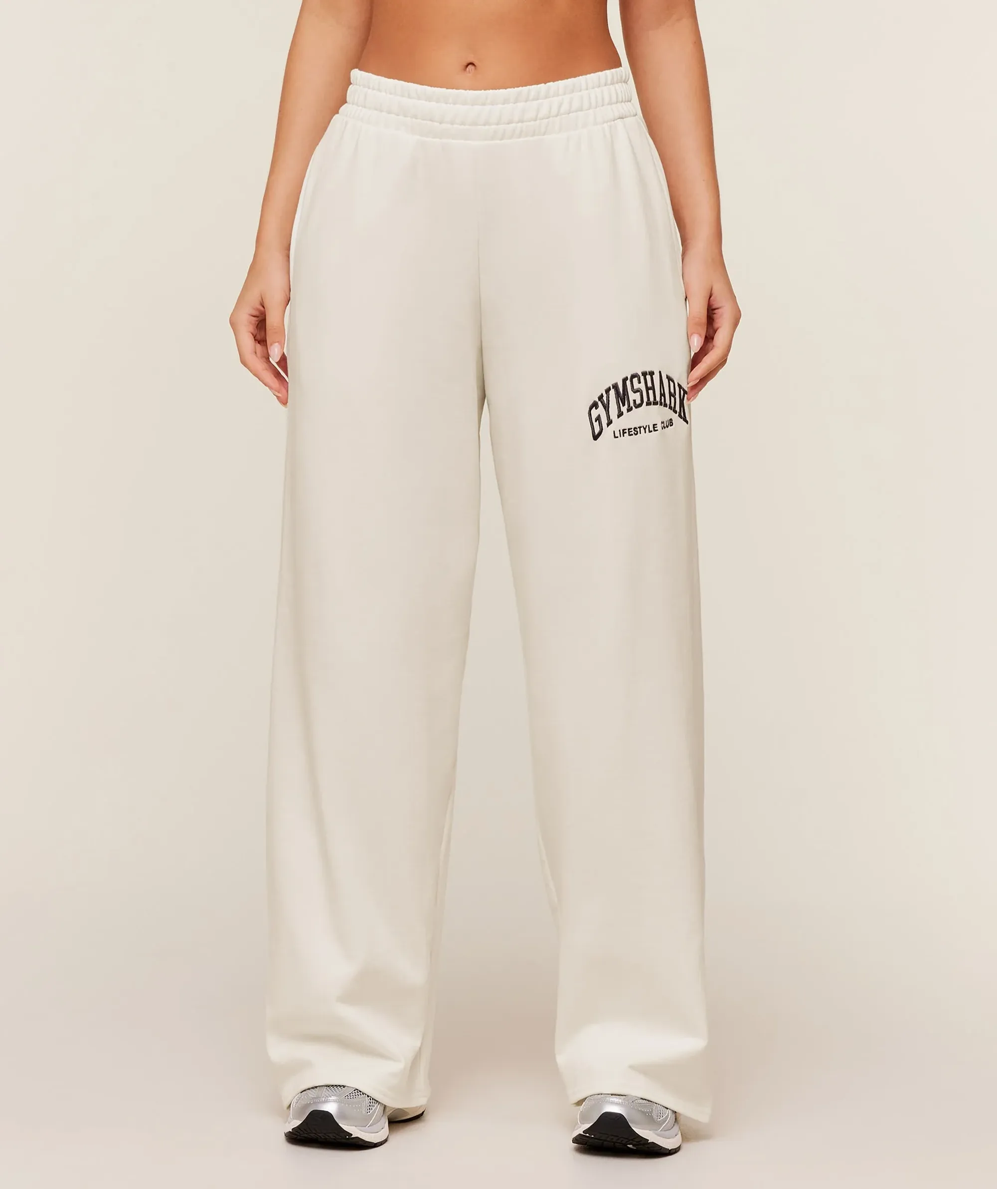 Gymshark Collegiate Graphic Straight Leg Jogger - GS Soft White