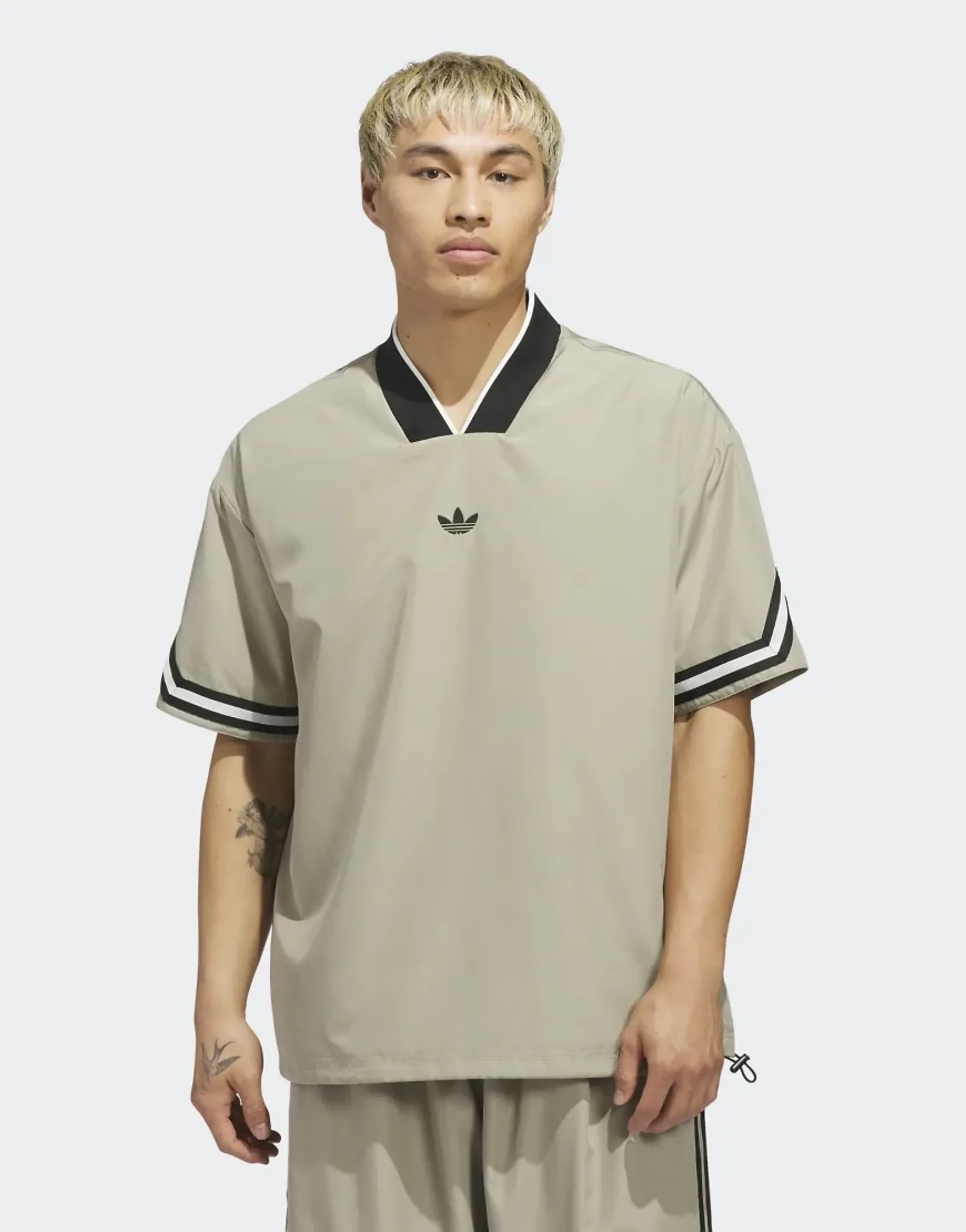 Adidas Originals Basketball Warm Up Short Sleeve T-shirt