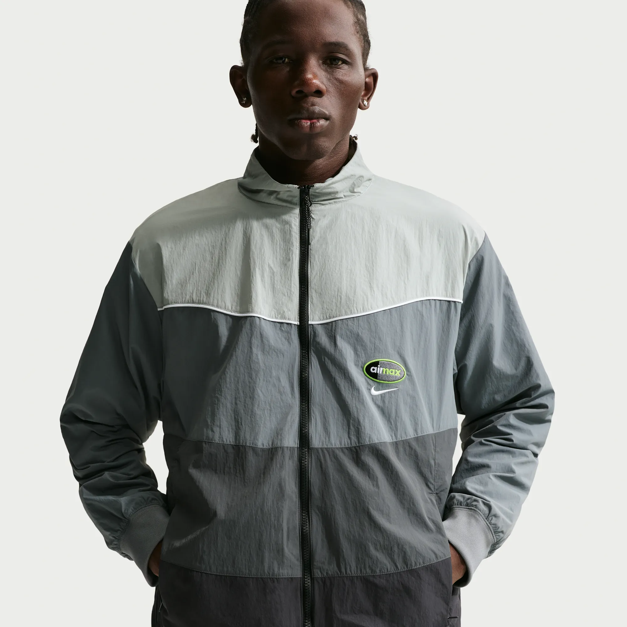 Nike Men's Woven Jacket - Grey - Nylon