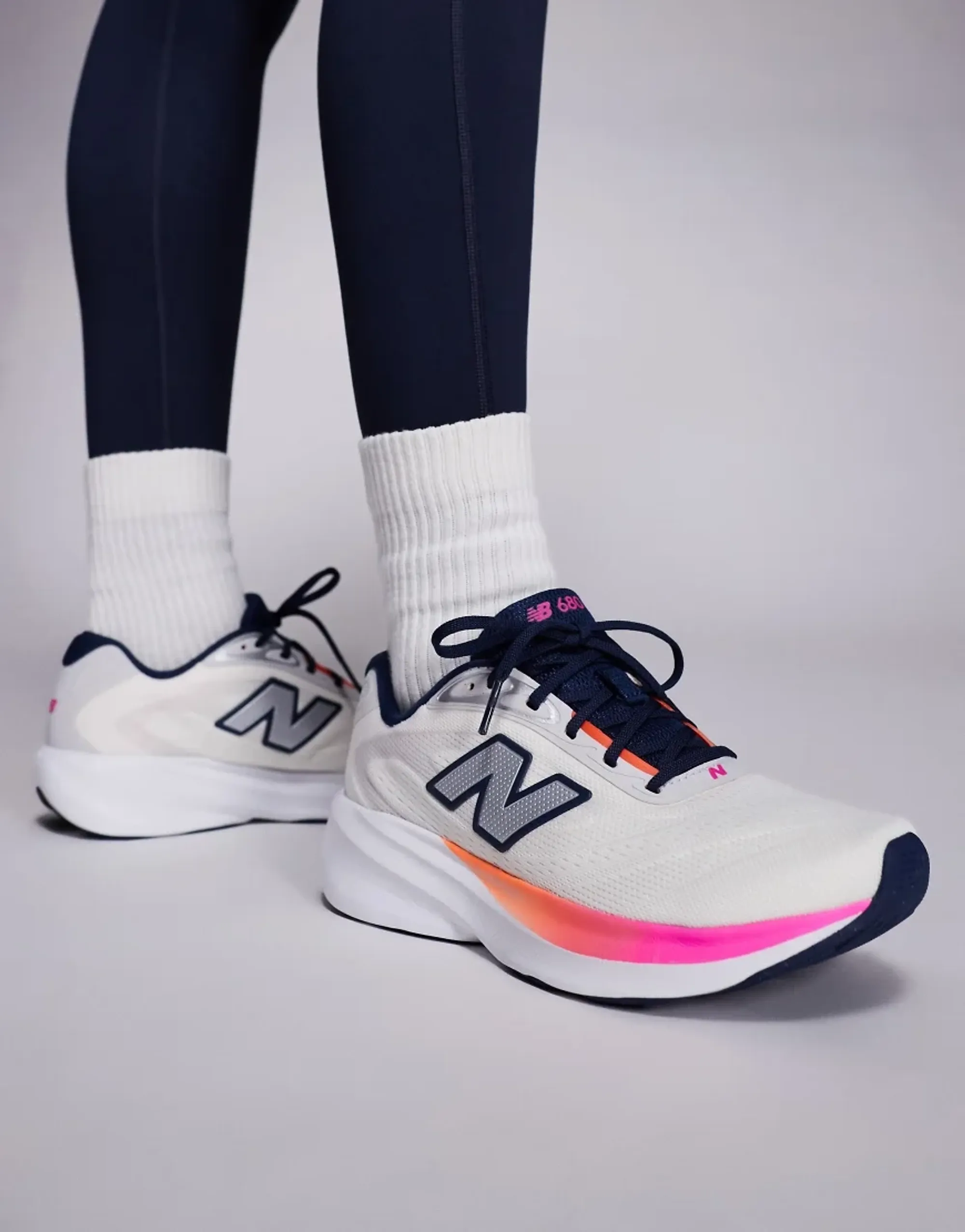 New Balance Fresh Foam 680v9 Women's Running Shoes - SS26