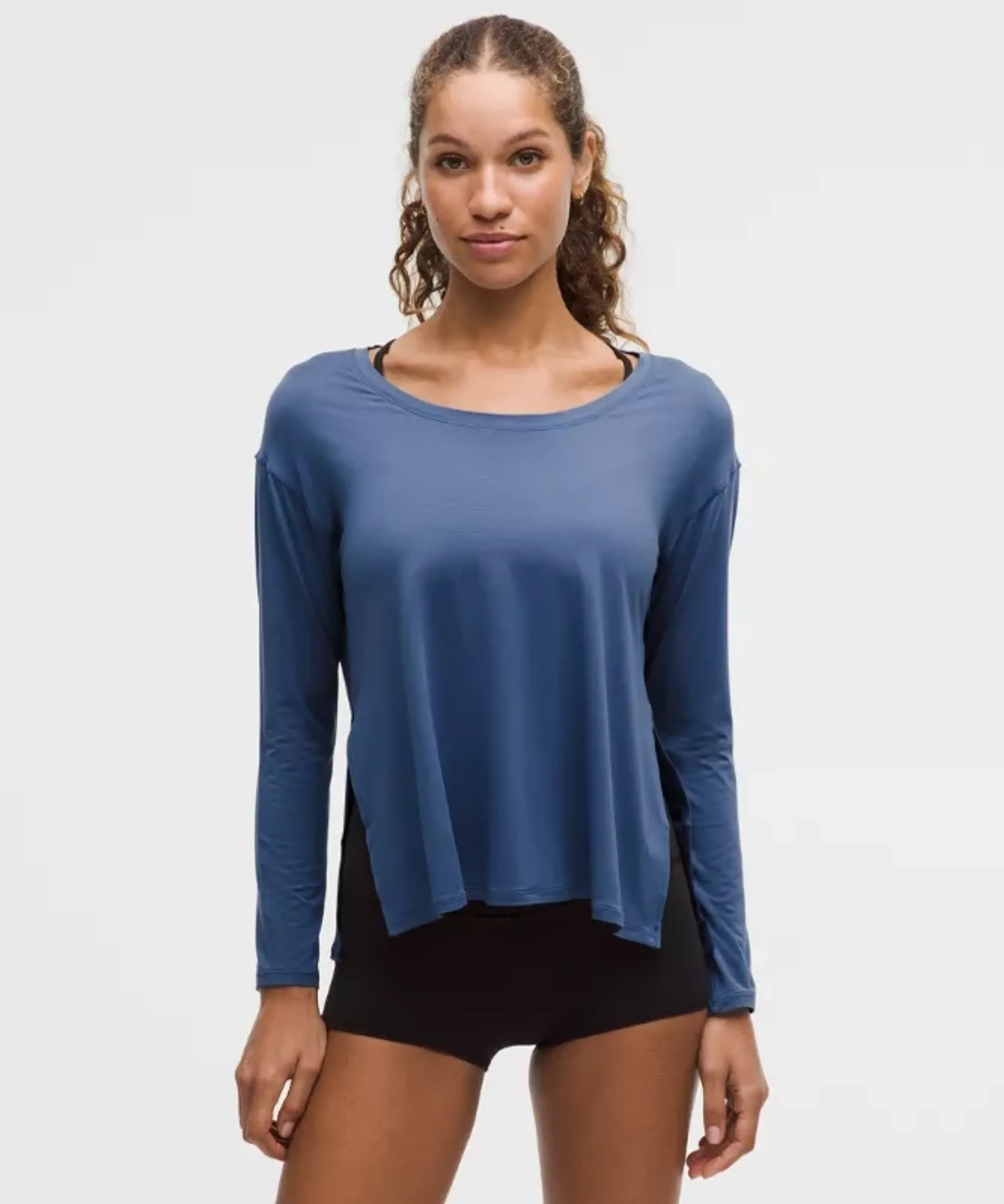 lululemon – Women's SilkAppeal Side-Slit Long-Sleeve Shirt – Color Blue – Size Large