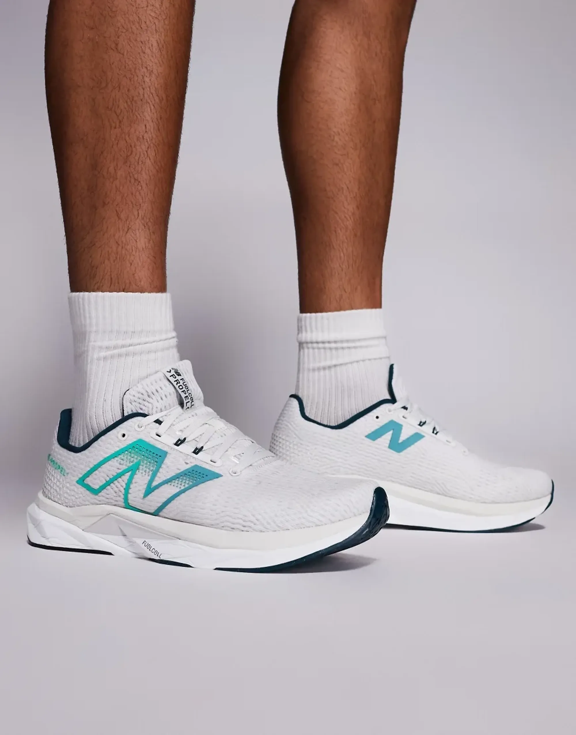 New Balance Men's FuelCell Propelv5 in Grey/Blue Synthetic